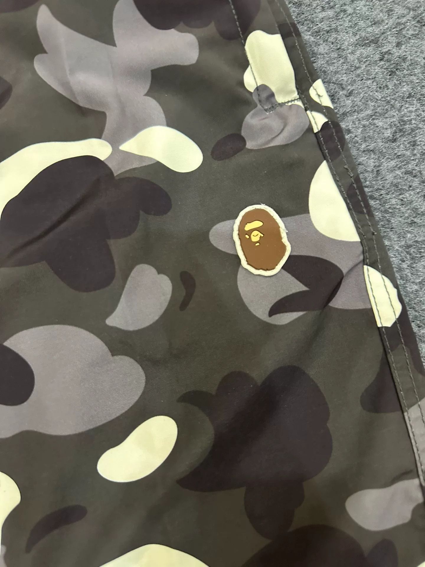 Bape A Bathing Ape Camo Logo Shorts XXL Size US 38 / EU 54 - 4 Thumbnail