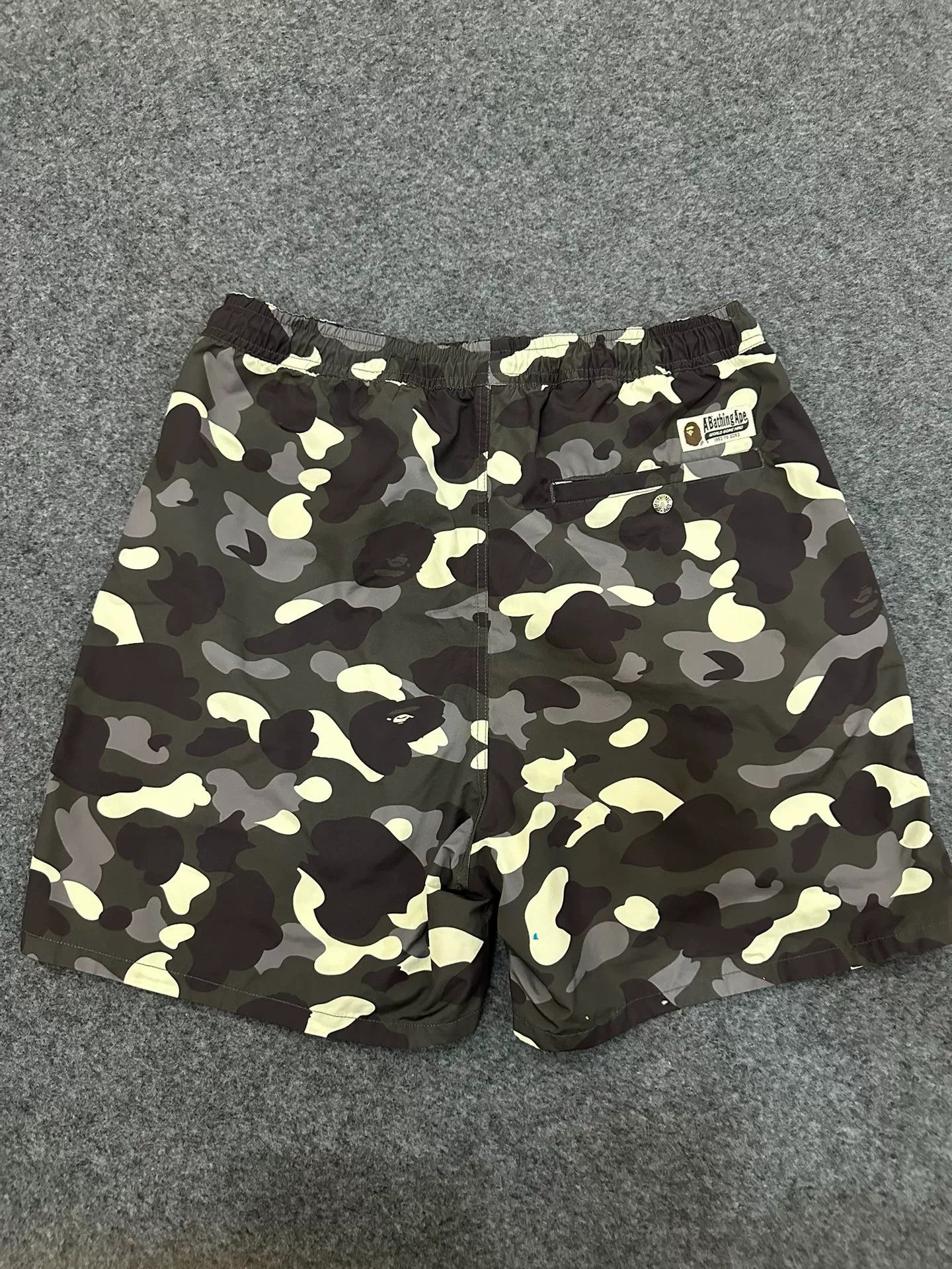 Bape A Bathing Ape Camo Logo Shorts XXL Size US 38 / EU 54 - 3 Thumbnail