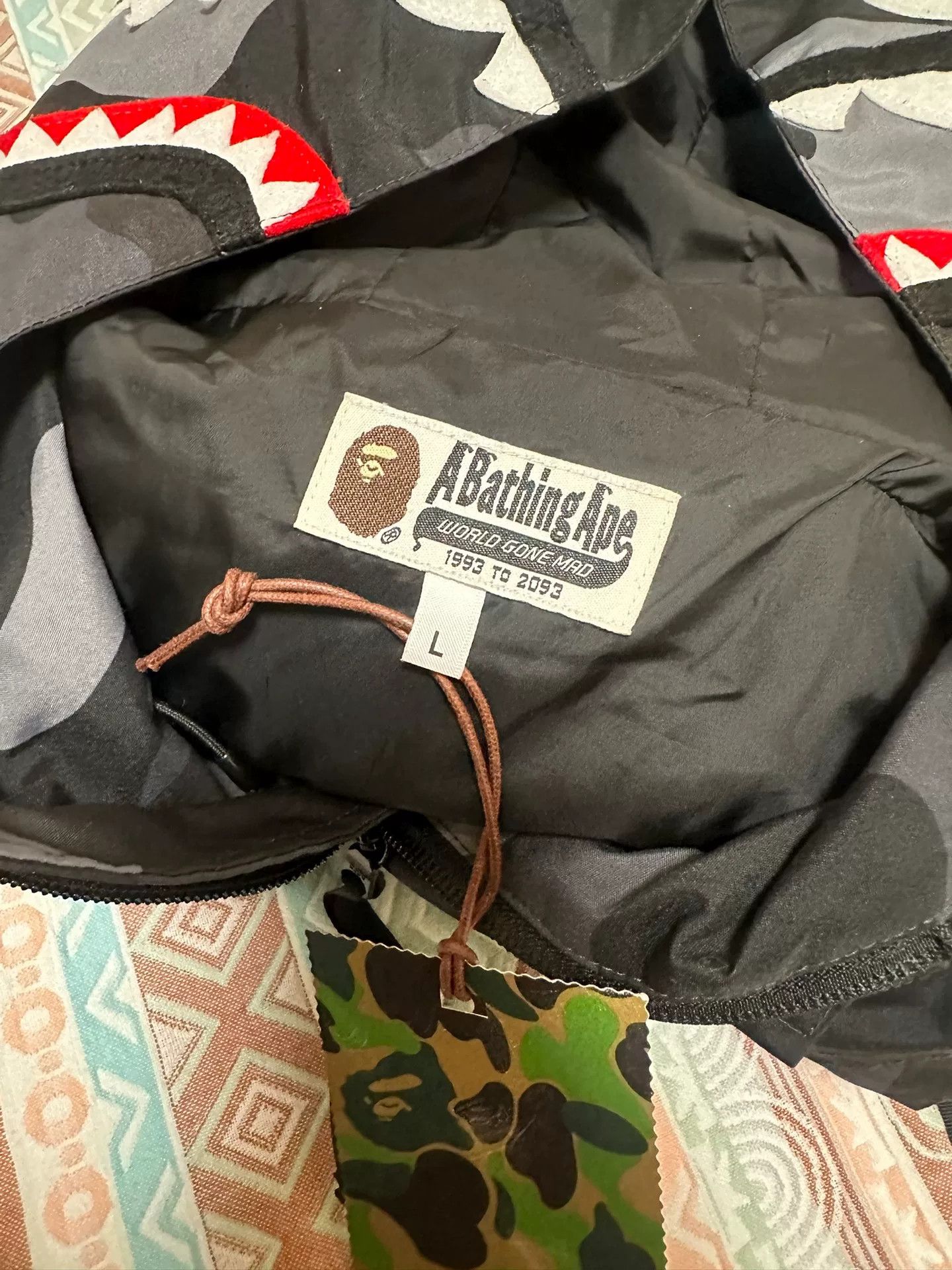 Bape A Bathing Ape Camo Shark Pullover Jacket L Size US L / EU 52-54 / 3 - 10 Thumbnail
