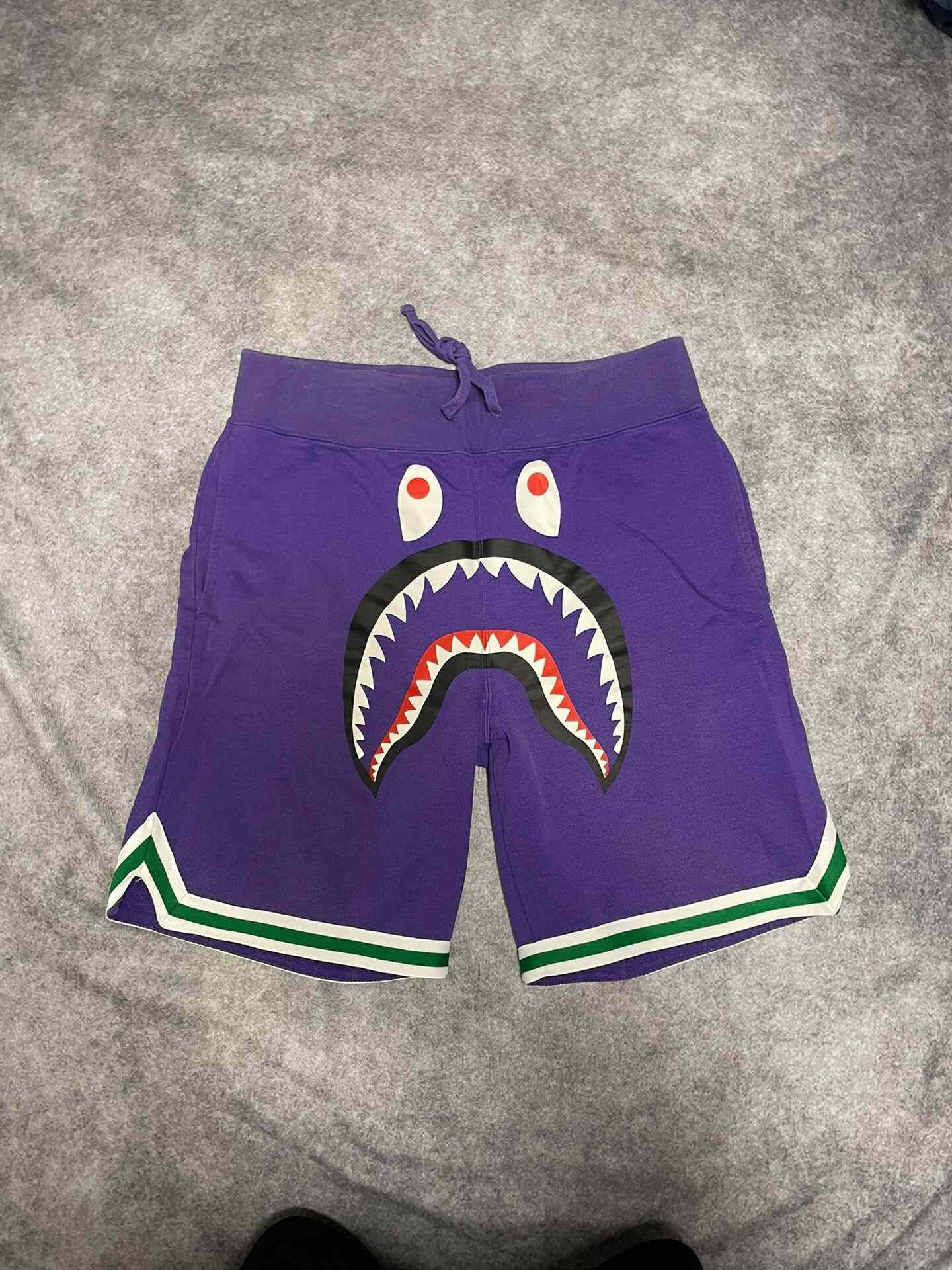 Bape A Bathing Ape Shark Shorts Size L Size US 34 / EU 50 - 2 Thumbnail