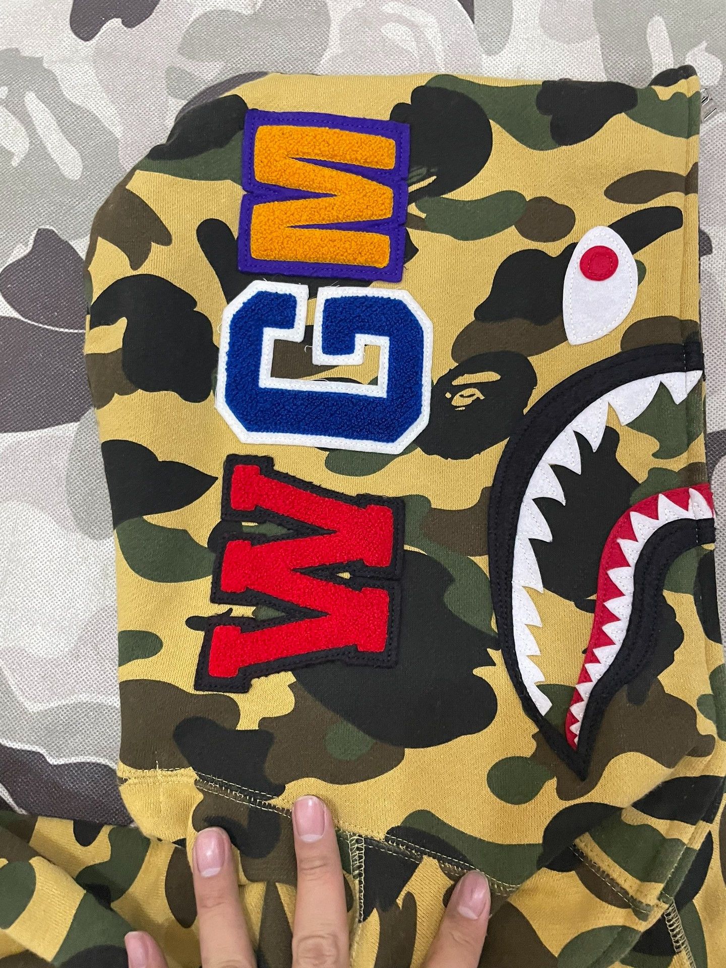 Bape Bape Camo Shark Full Zip Hoodie Size L Size US L / EU 52-54 / 3 - 4 Thumbnail