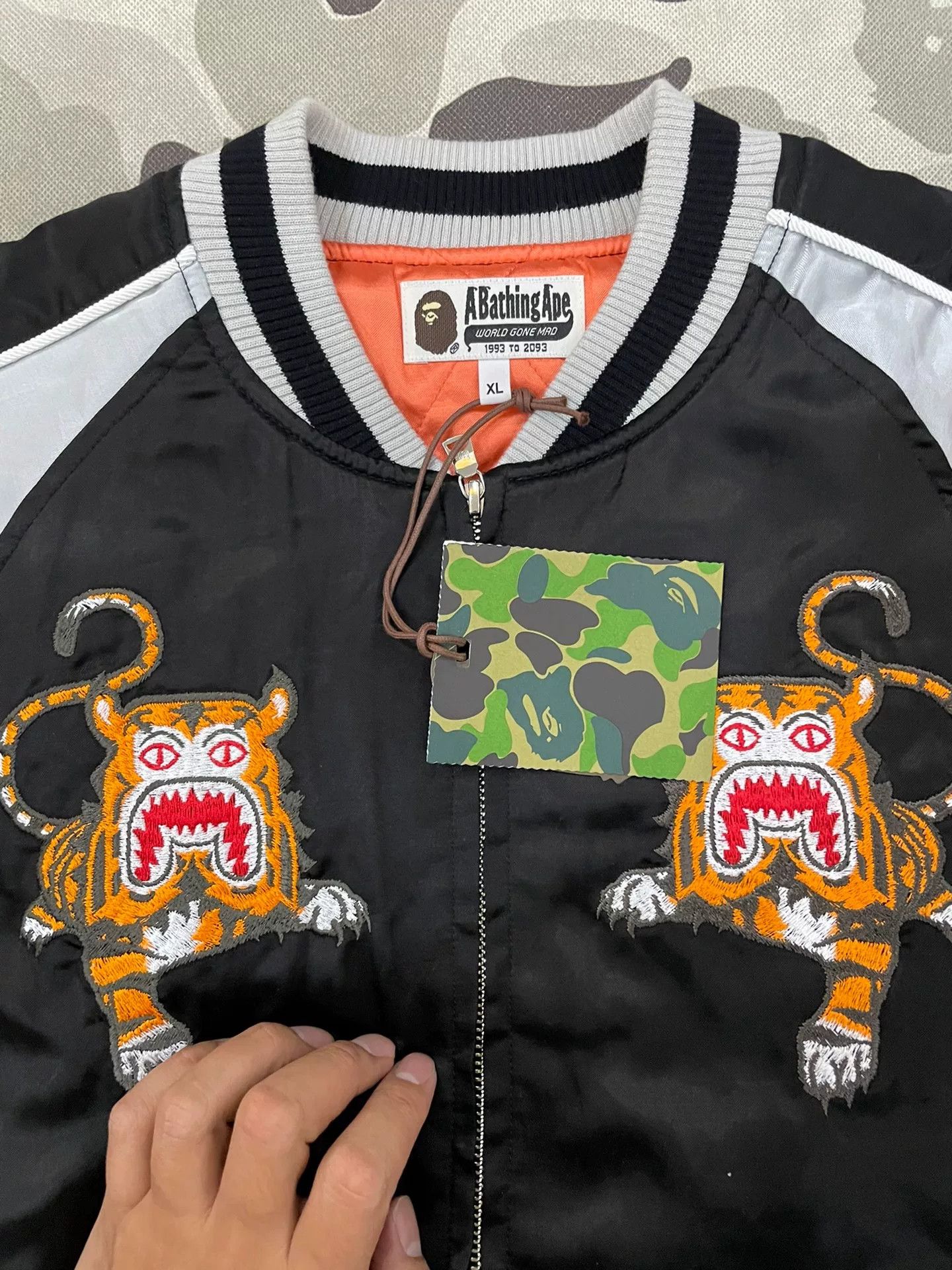 Bape A Bathing Ape Tiger Embroidered Bomber Jacket Size XL Size US XL / EU 56 / 4 - 3 Thumbnail