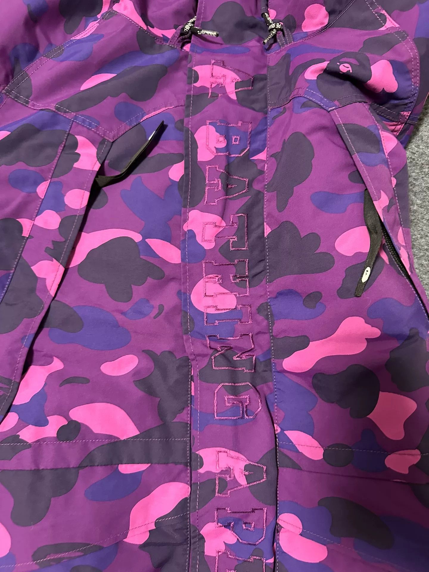Bape A Bathing Ape Purple Camo Shark Jacket Size XXL Size US XXL / EU 58 / 5 - 9 Thumbnail