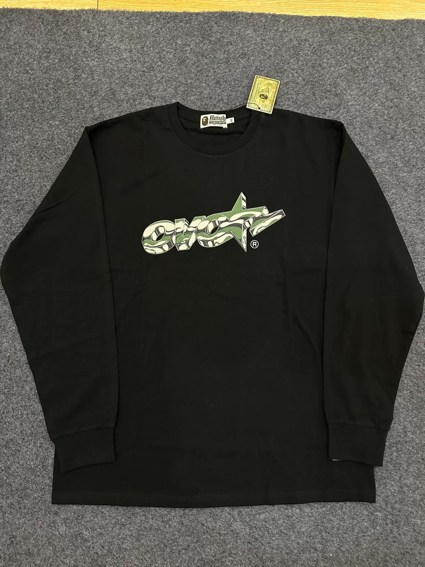 Bape A Bathing Ape x OVO Camo Logo Long Sleeve T-Shirt Size XXL Size US XXL / EU 58 / 5 - 2 Thumbnail