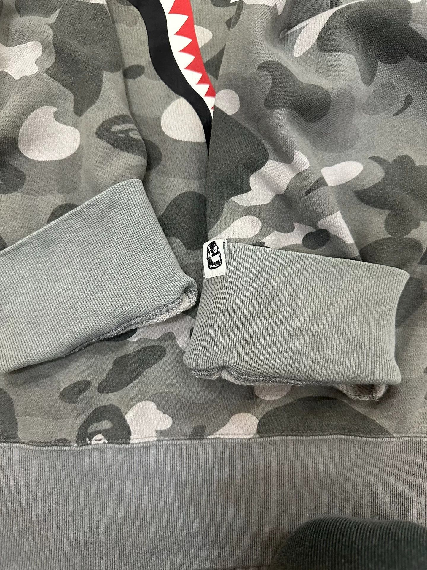 Bape A Bathing Ape Grey Camo Shark Sweatshirt Size 3XL Size US XXL / EU 58 / 5 - 5 Thumbnail