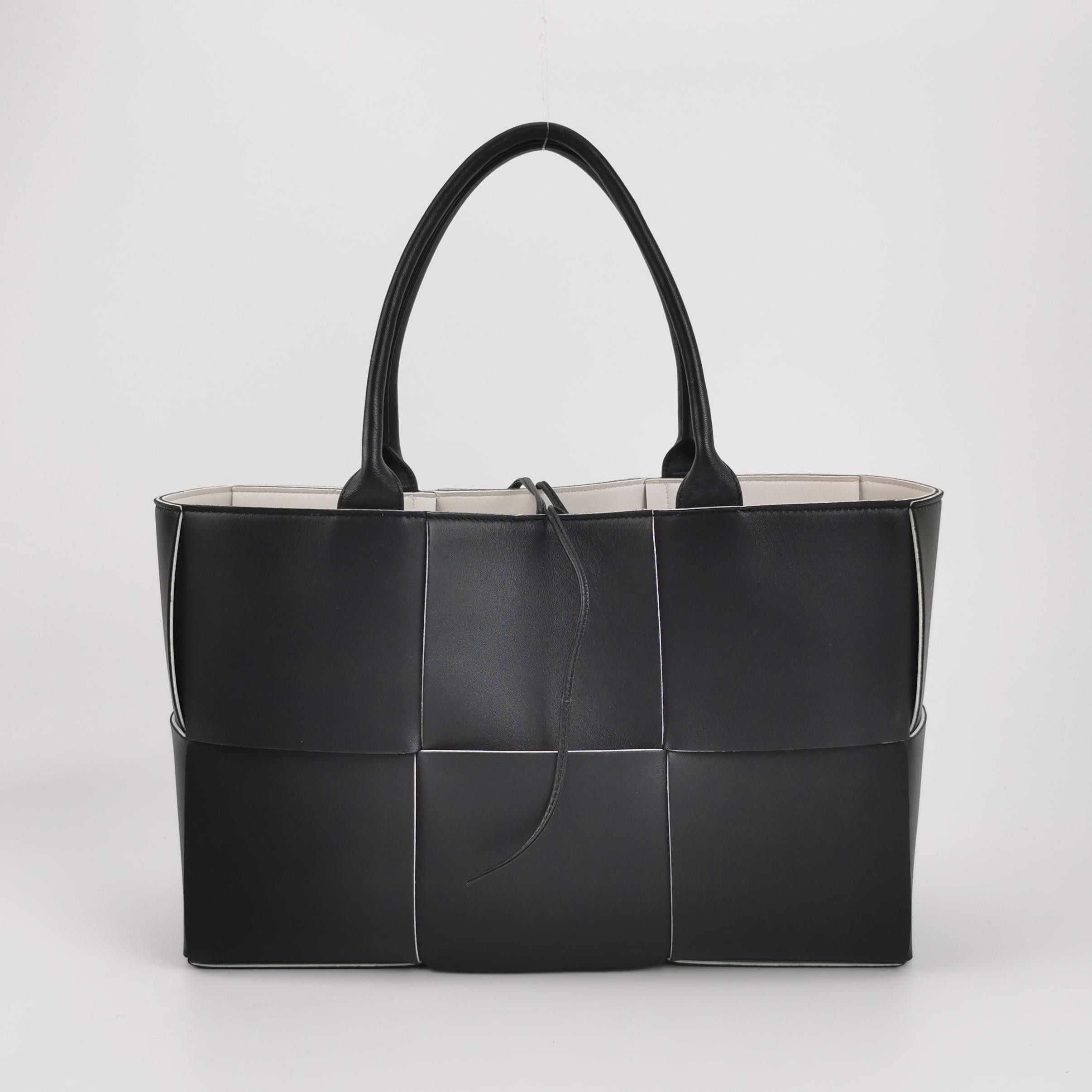 Bottega Veneta Bottega Veneta Women os Shoulder Bags Size ONE SIZE - 9 Thumbnail