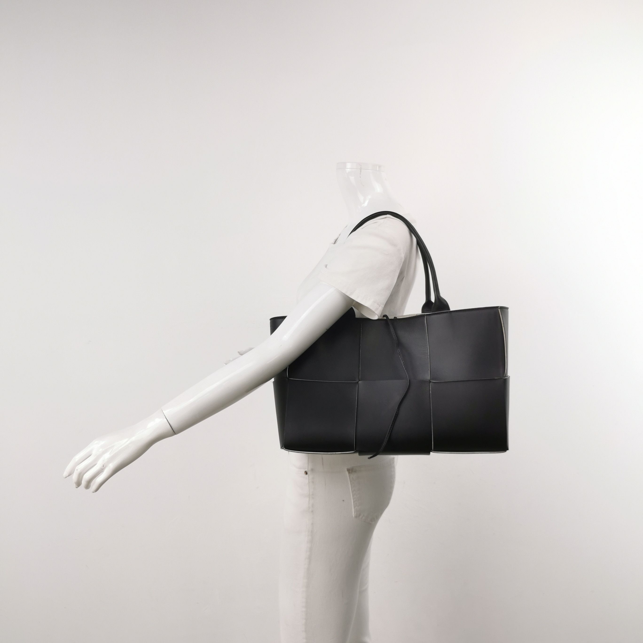 Bottega Veneta Bottega Veneta Women os Shoulder Bags Size ONE SIZE - 2 Thumbnail
