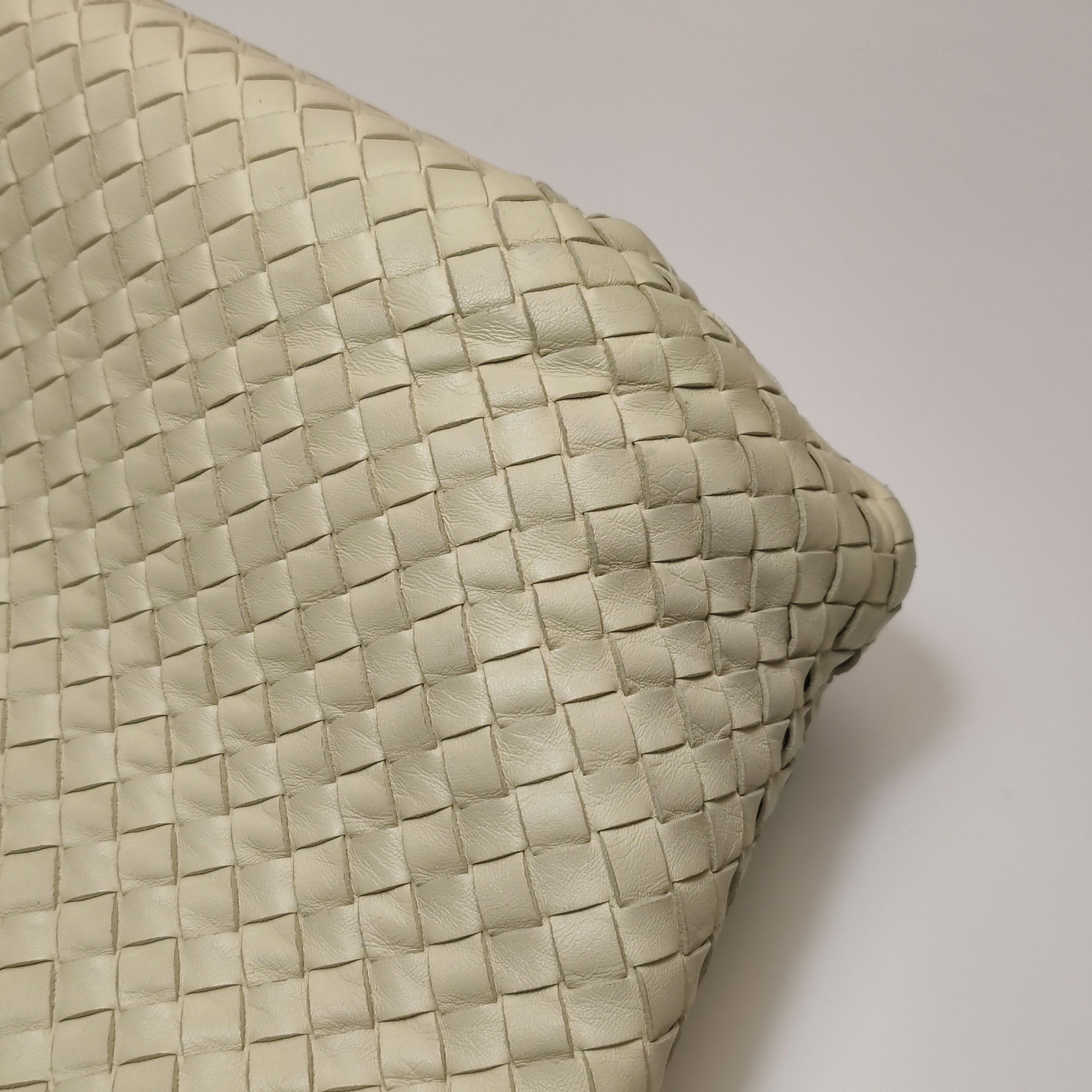 Bottega Veneta Bottega Veneta Women os Shoulder Bags Size ONE SIZE - 24 Thumbnail