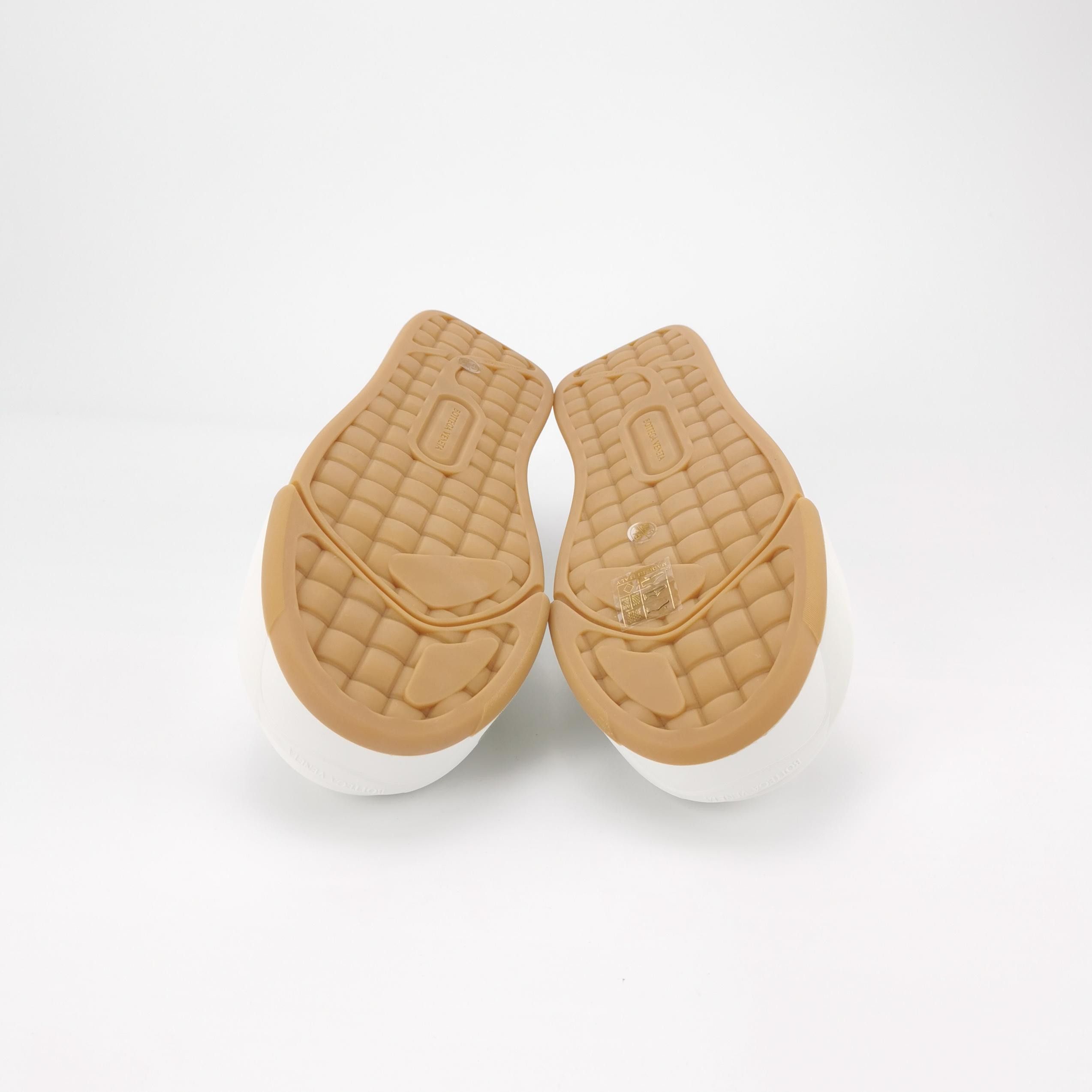 Bottega Veneta Bottega Veneta Women 8 Lowtop Sneakers Size US 8 / IT 38 - 5 Thumbnail