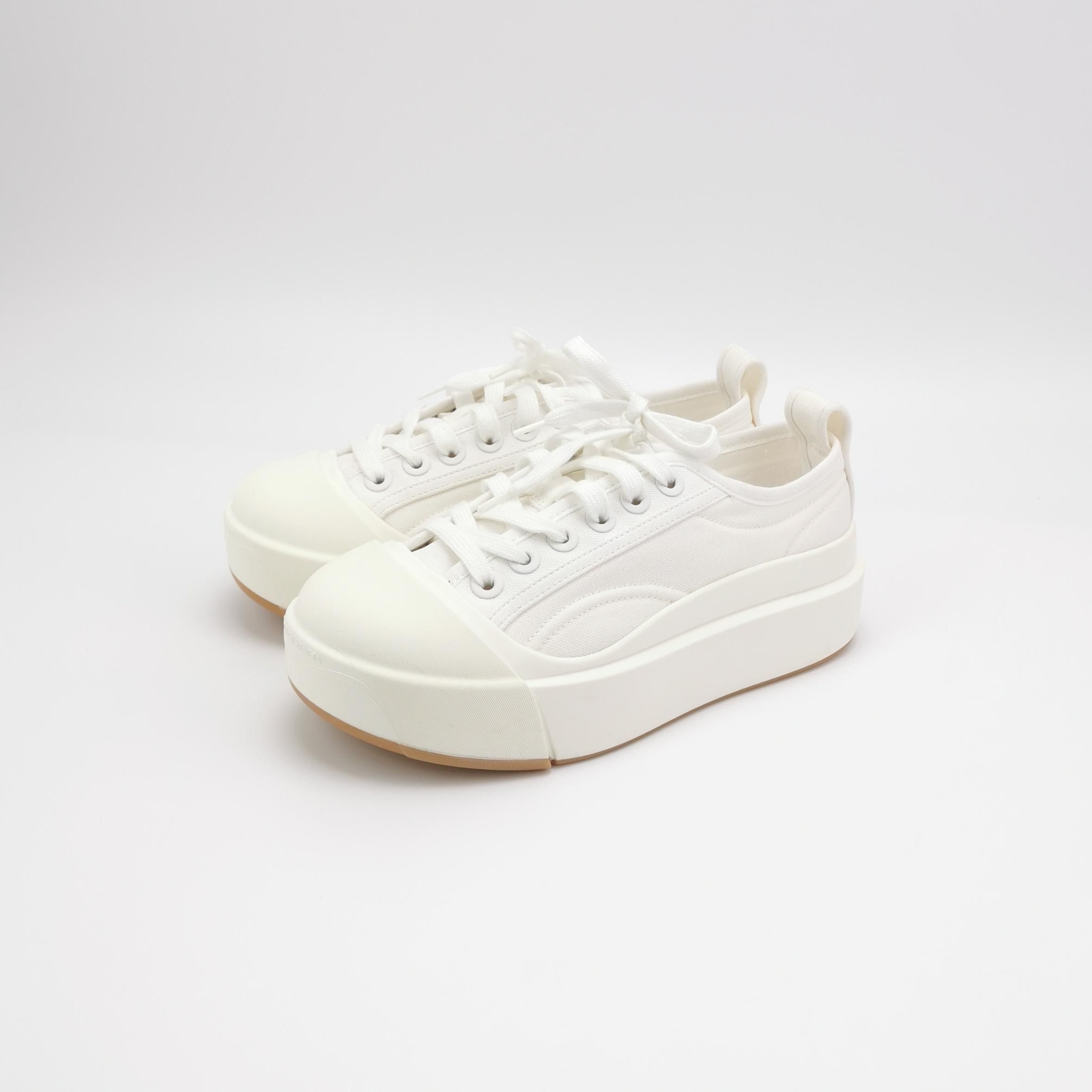 Bottega Veneta Bottega Veneta Women 6 Lowtop Sneakers Size US 6 / IT 36 - 2 Thumbnail