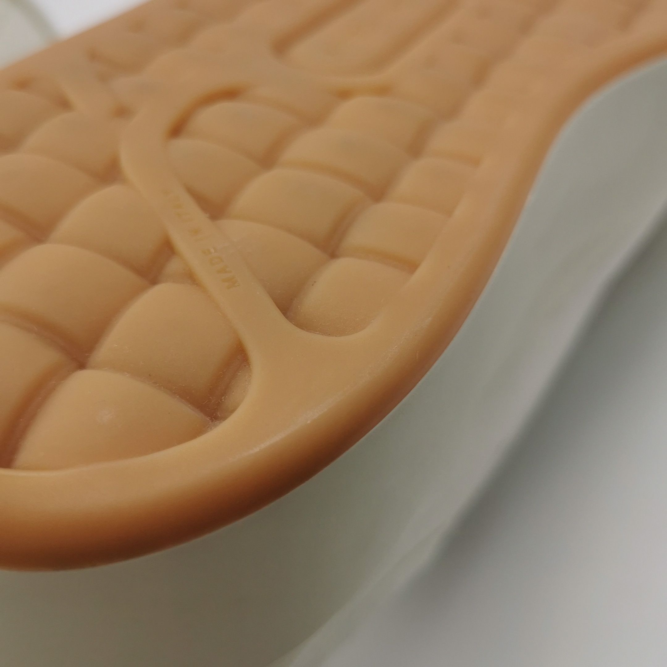 Bottega Veneta Bottega Veneta Women 6 Lowtop Sneakers Size US 6 / IT 36 - 11 Thumbnail