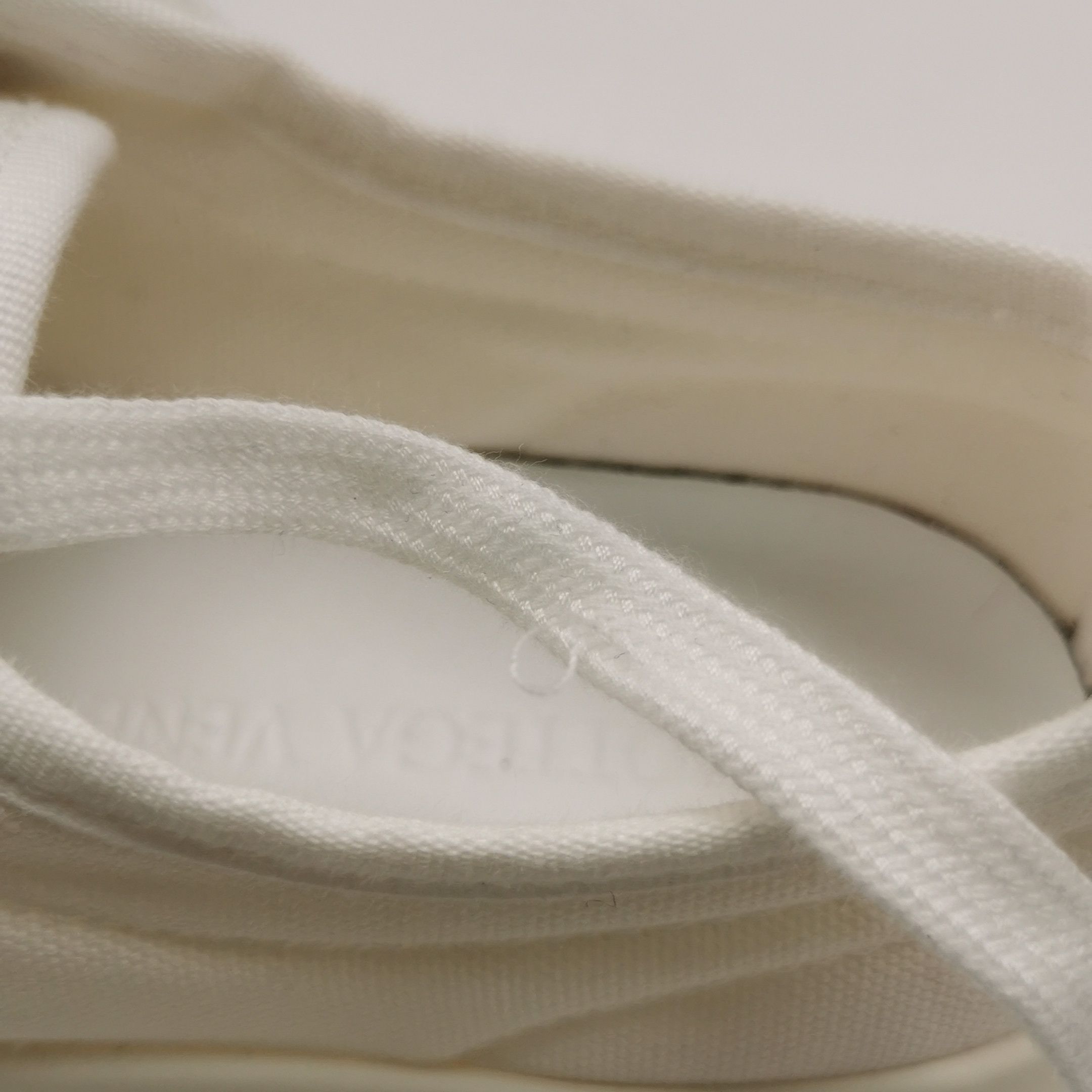 Bottega Veneta Bottega Veneta Women 6 Lowtop Sneakers Size US 6 / IT 36 - 12 Thumbnail