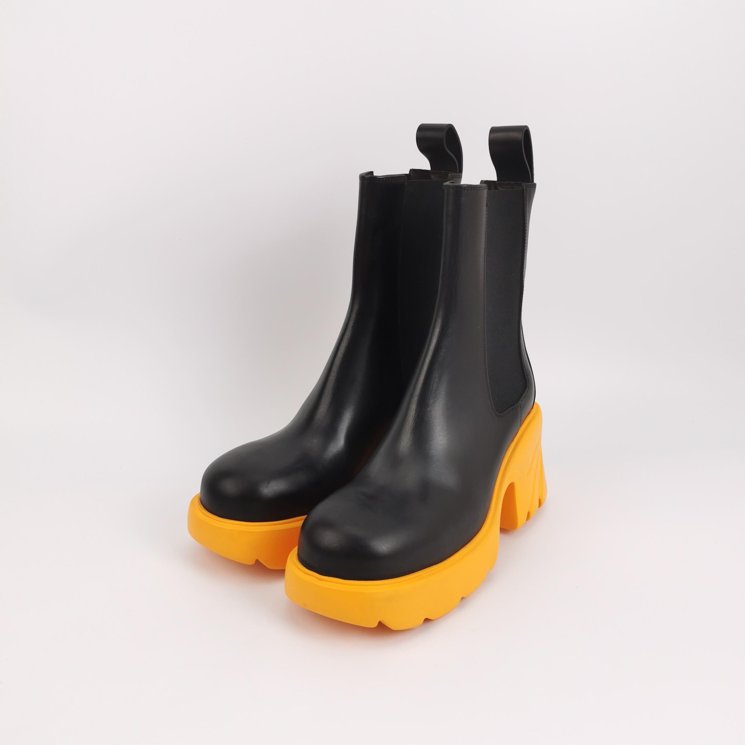 Bottega Veneta Bottega Veneta Women 7-5 Boots Size US 7.5 / IT 37.5 - 2 Thumbnail