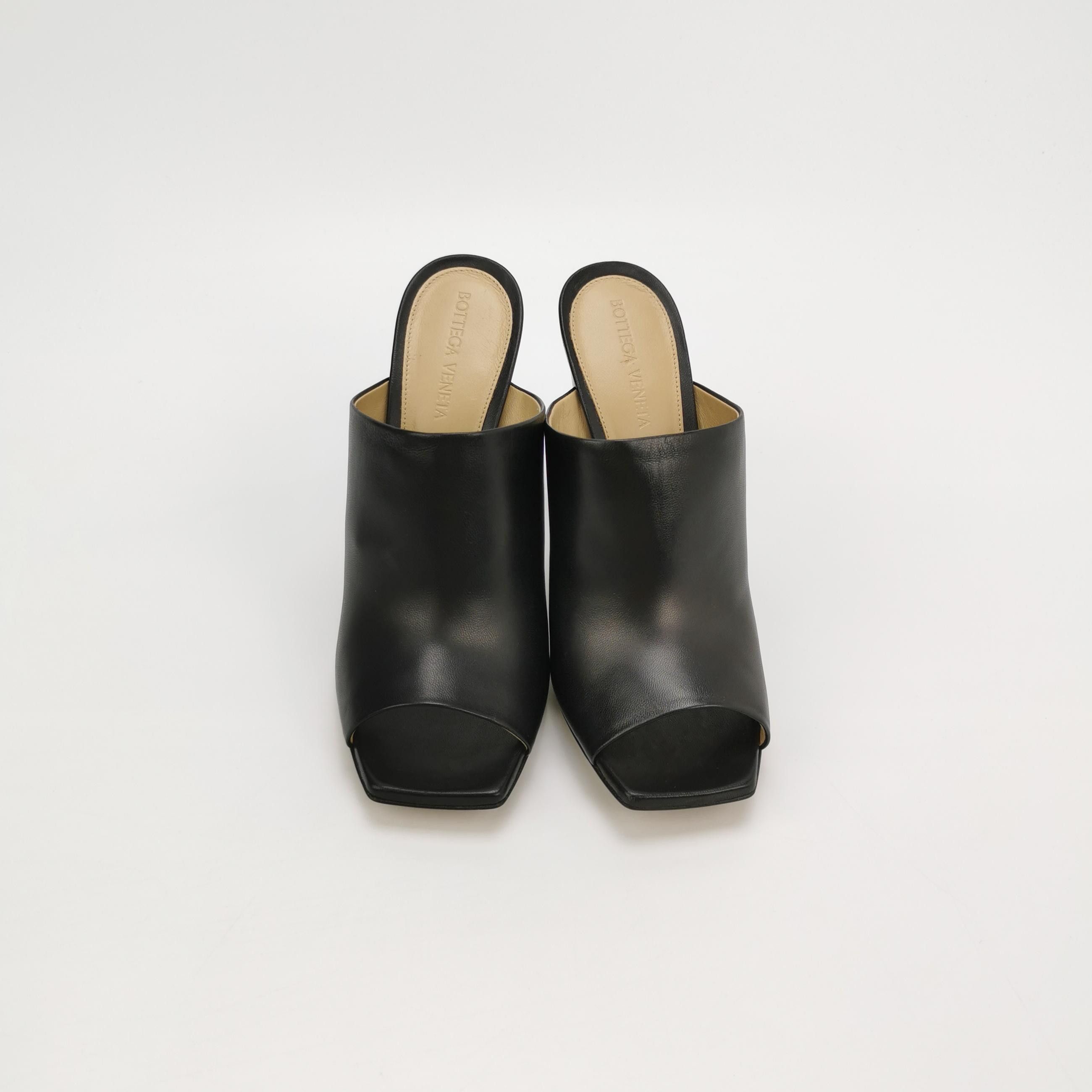 Bottega Veneta Bottega Veneta Women 7 Sandals Size US 7 / IT 37 - 3 Thumbnail