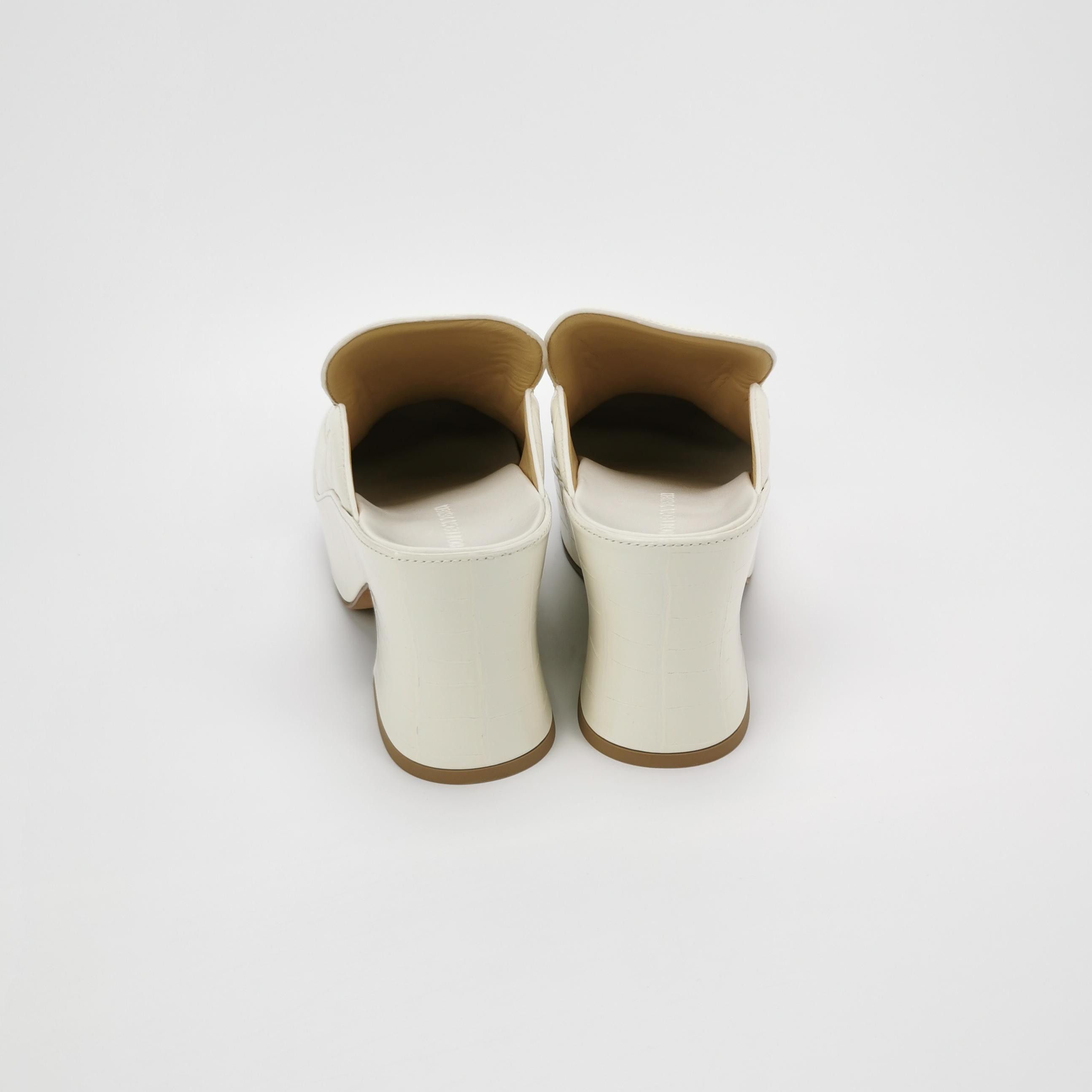 Bottega Veneta Bottega Veneta Women 9 Sandals Size US 9 / IT 39 - 4 Thumbnail