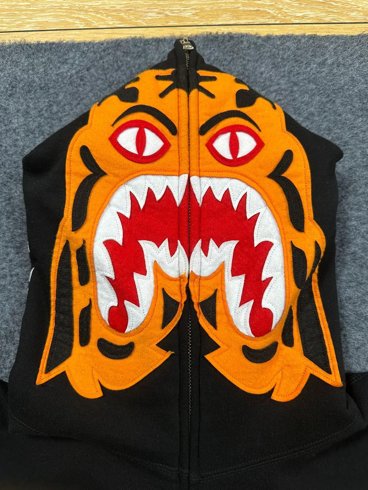 Bape Bape Tiger Full Zip Hoodie US L Size US L / EU 52-54 / 3 - 5 Thumbnail