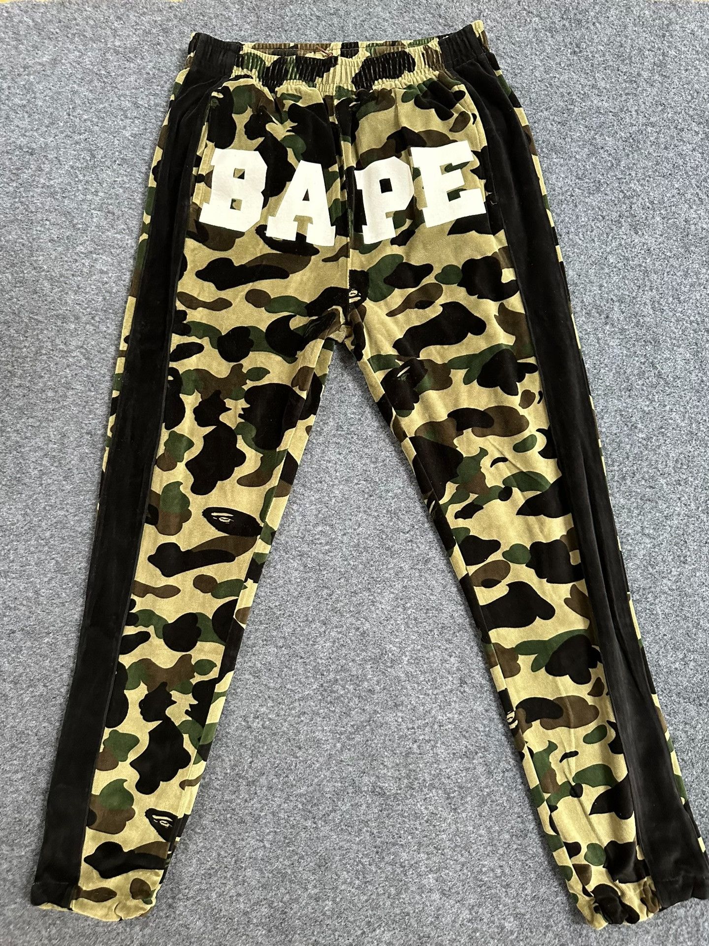 Bape A Bathing Ape x 24Karats Camo Sweatpants Size M Size US 32 / EU 48 - 2 Thumbnail