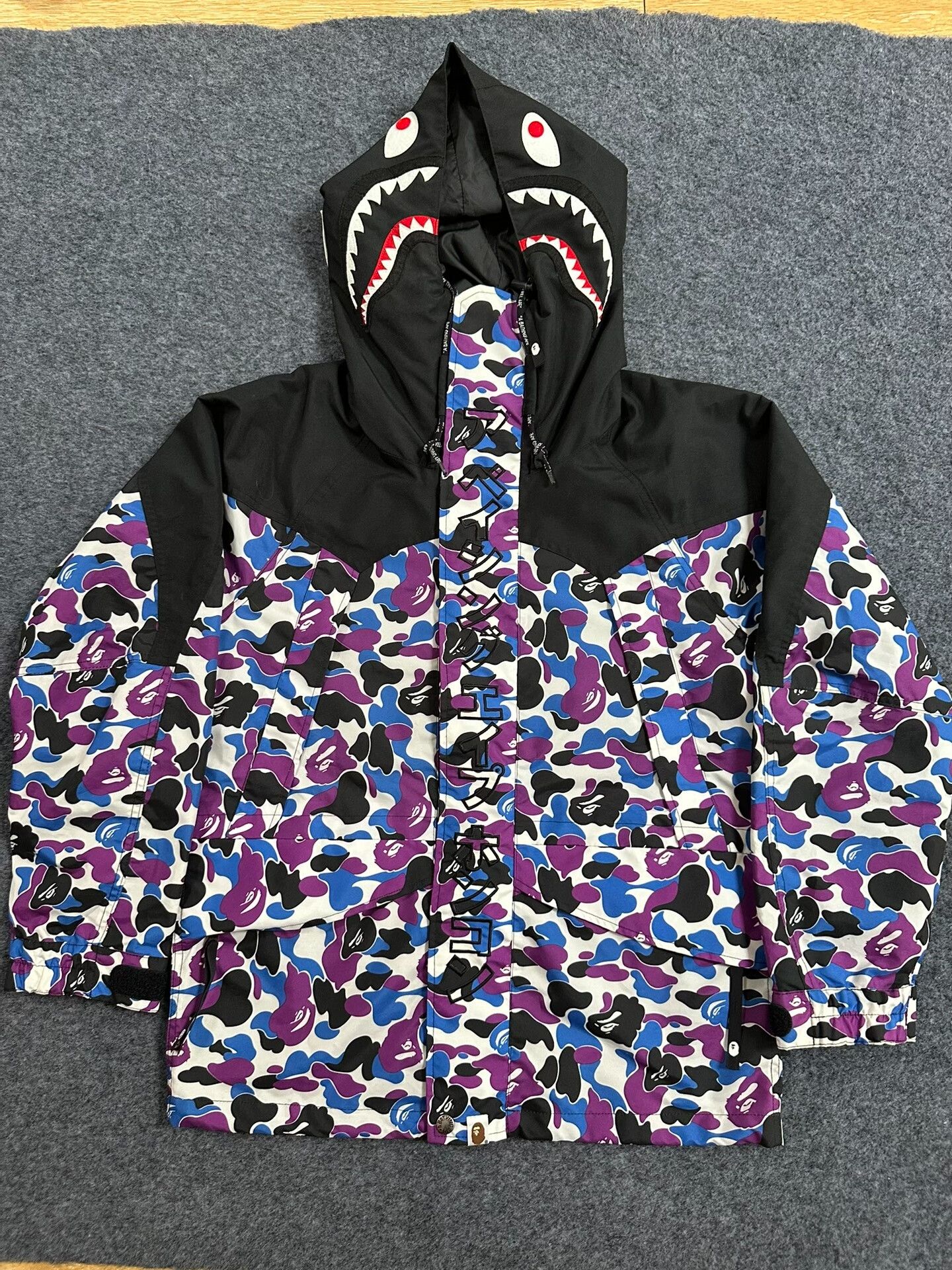 Bape BAPE 13th Anniversary Shark Camo Light Jacket Size S Size US S / EU 44-46 / 1 - 2 Thumbnail