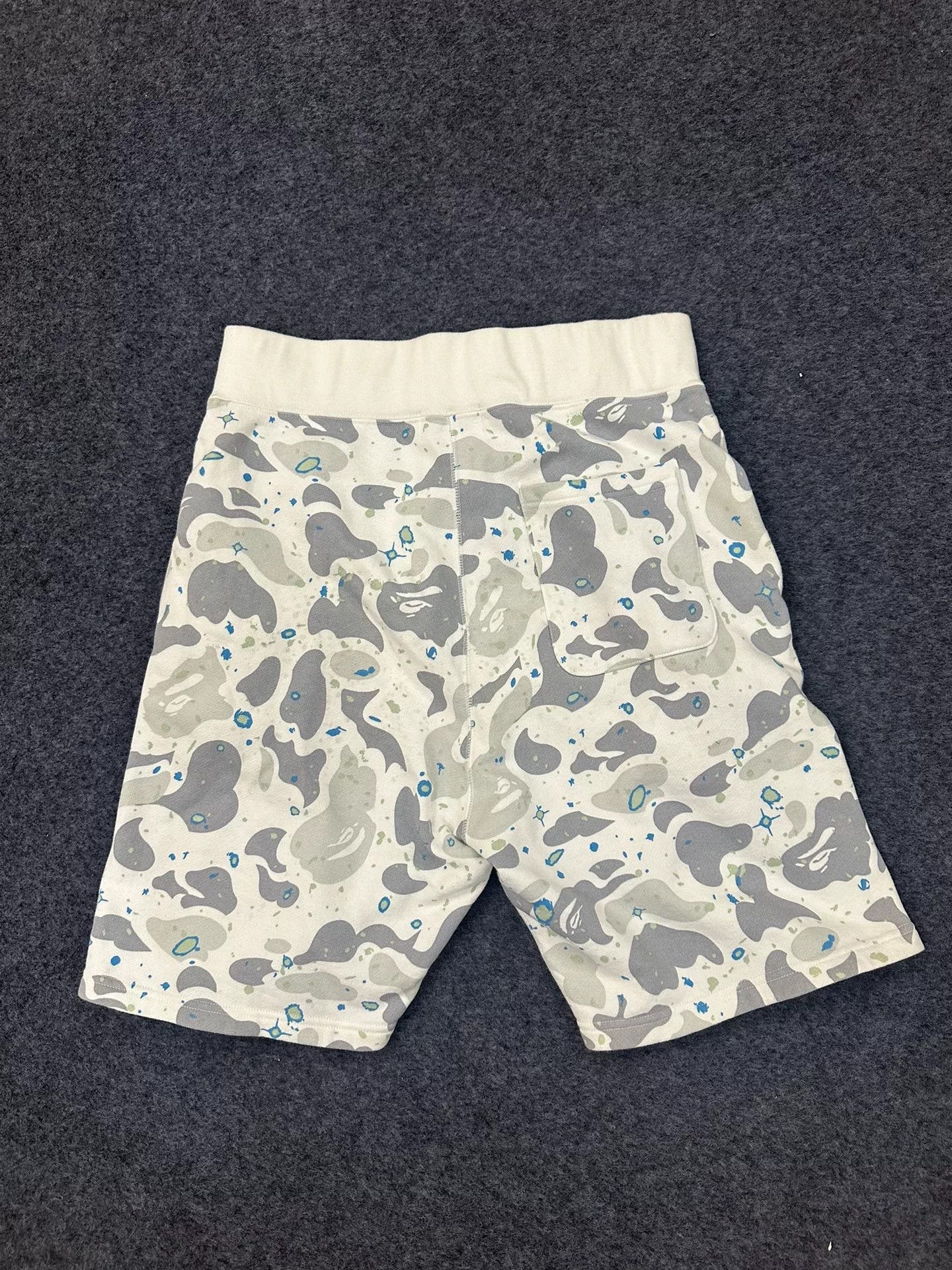 Bape A Bathing Ape Shark Camo Shorts Size L Size US 34 / EU 50 - 3 Thumbnail