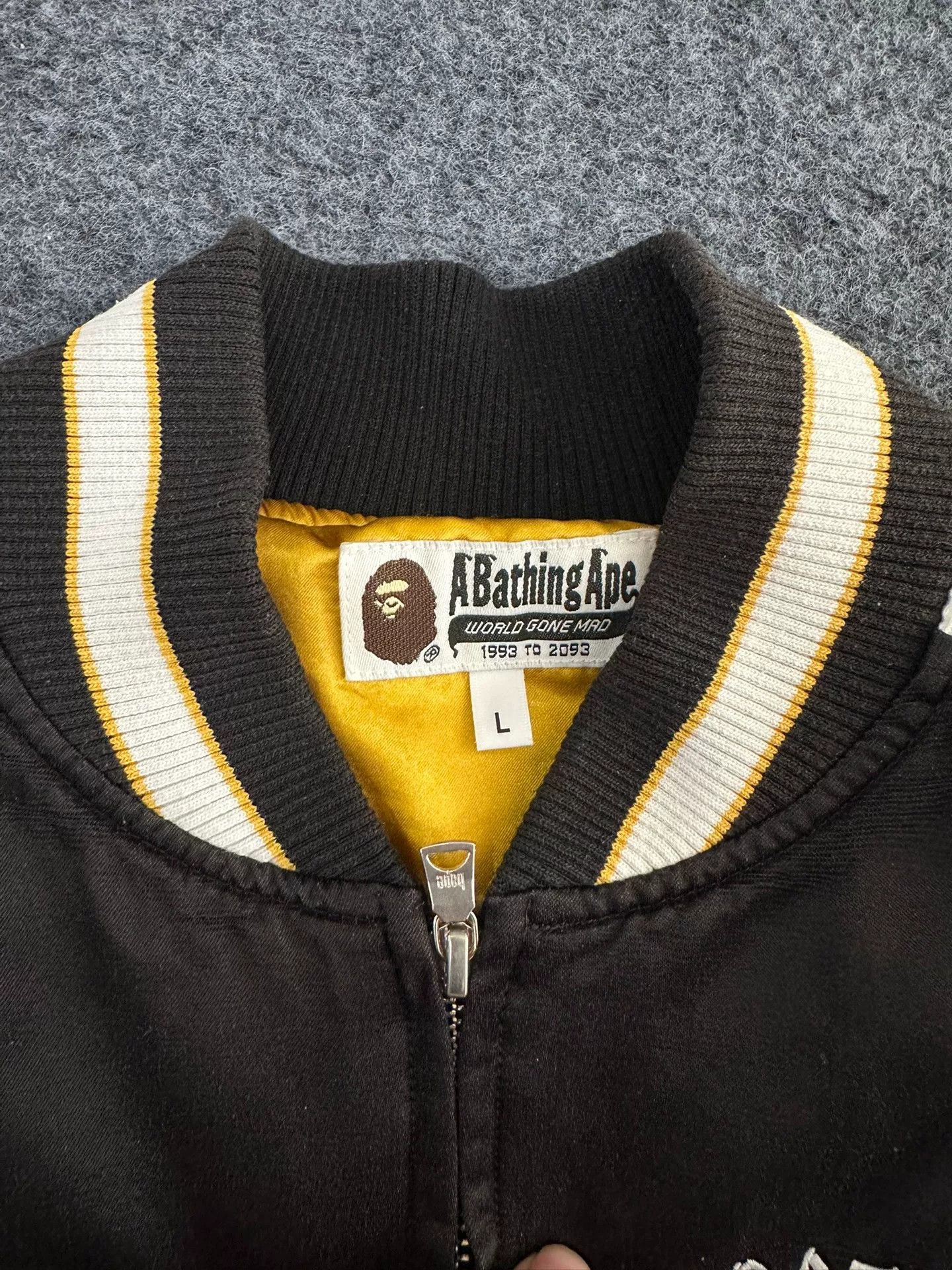 Bape A Bathing Ape Japan Map Souvenir Jacket Size L Size US L / EU 52-54 / 3 - 4 Thumbnail