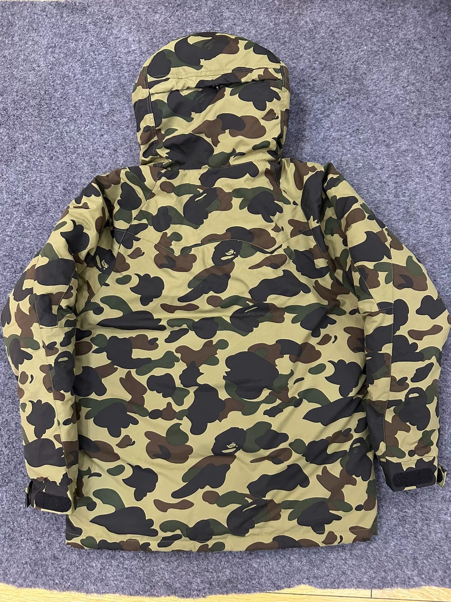 Bape A Bathing Ape Camo Down Jacket Size M Size US M / EU 48-50 / 2 - 3 Thumbnail
