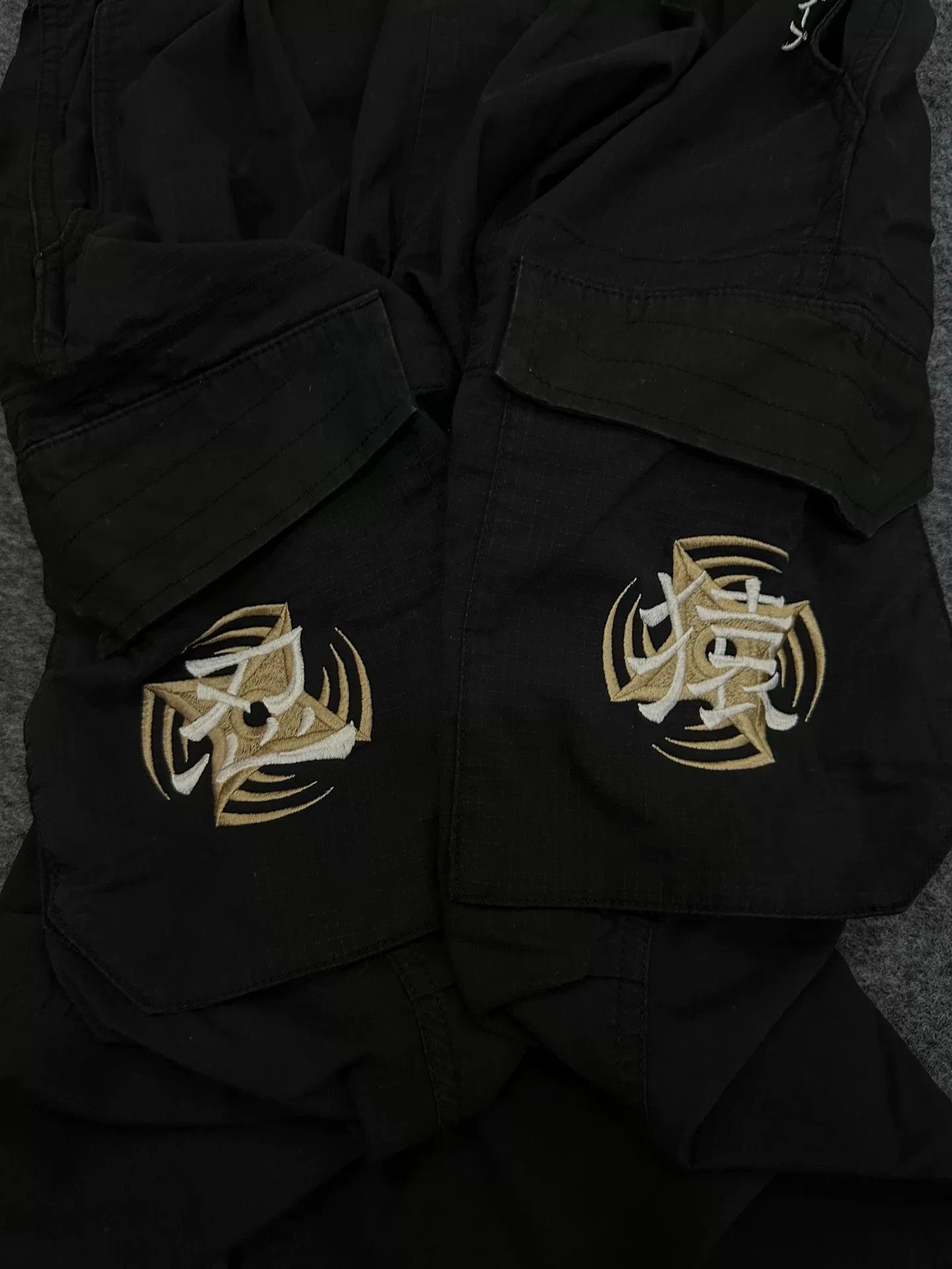 Bape A Bathing Ape Ninja Embroidery Cargo Pants Size M Size US 32 / EU 48 - 5 Thumbnail
