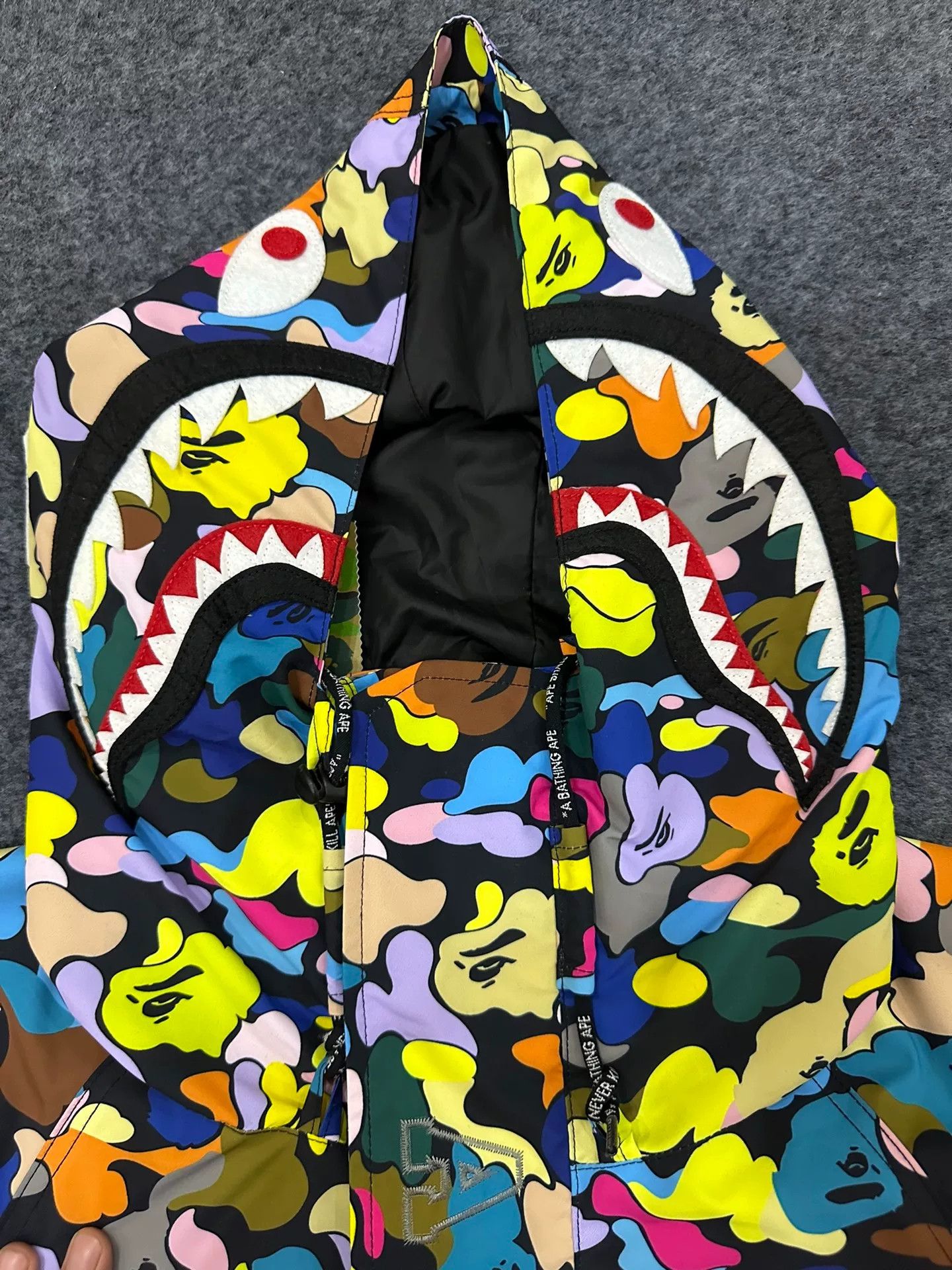 Bape A Bathing Ape Candy Camo Shark Jacket Size M Size US M / EU 48-50 / 2 - 4 Thumbnail