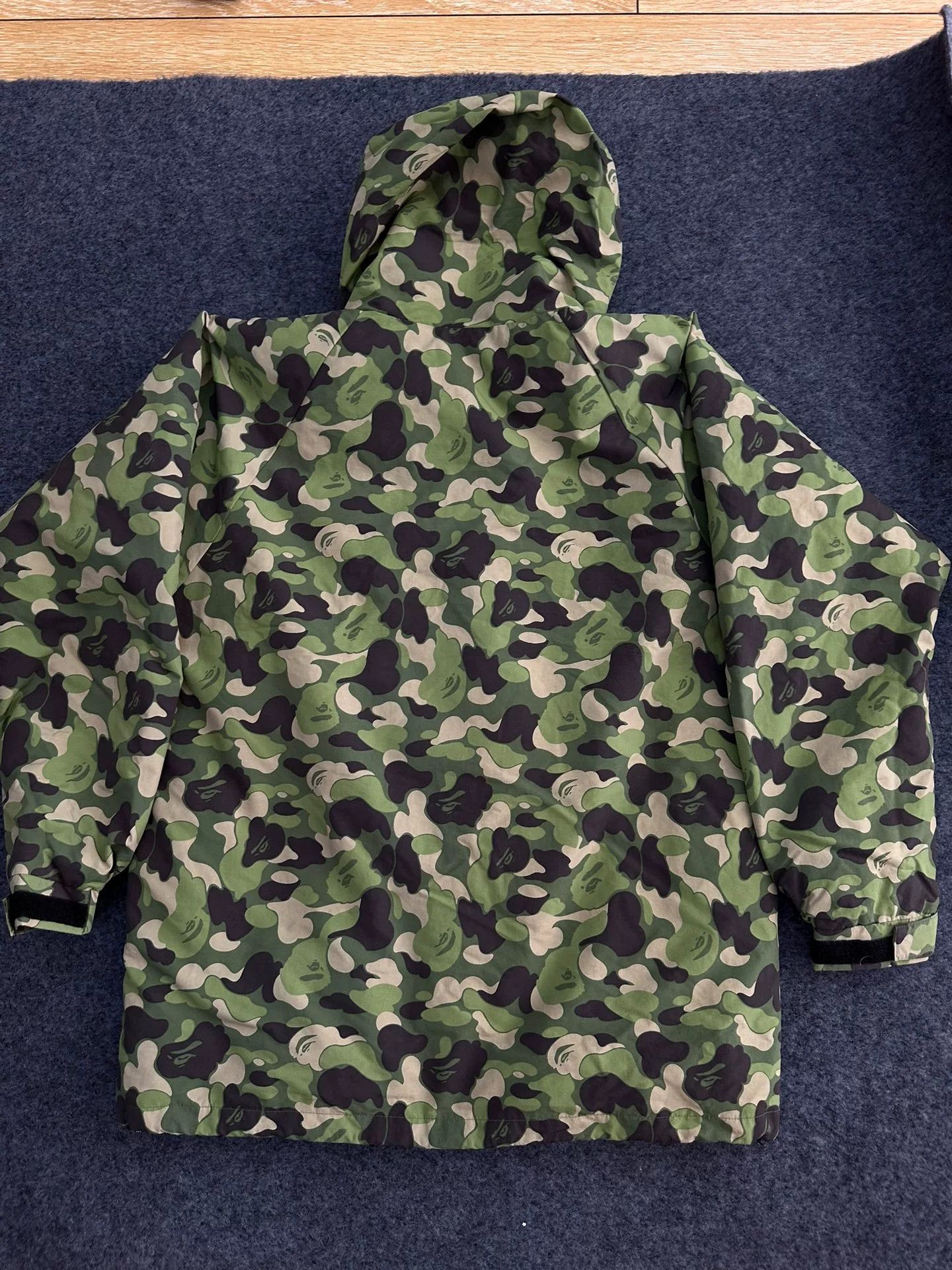 Bape Bape Camo Down Jacket Size S Size US S / EU 44-46 / 1 - 3 Thumbnail