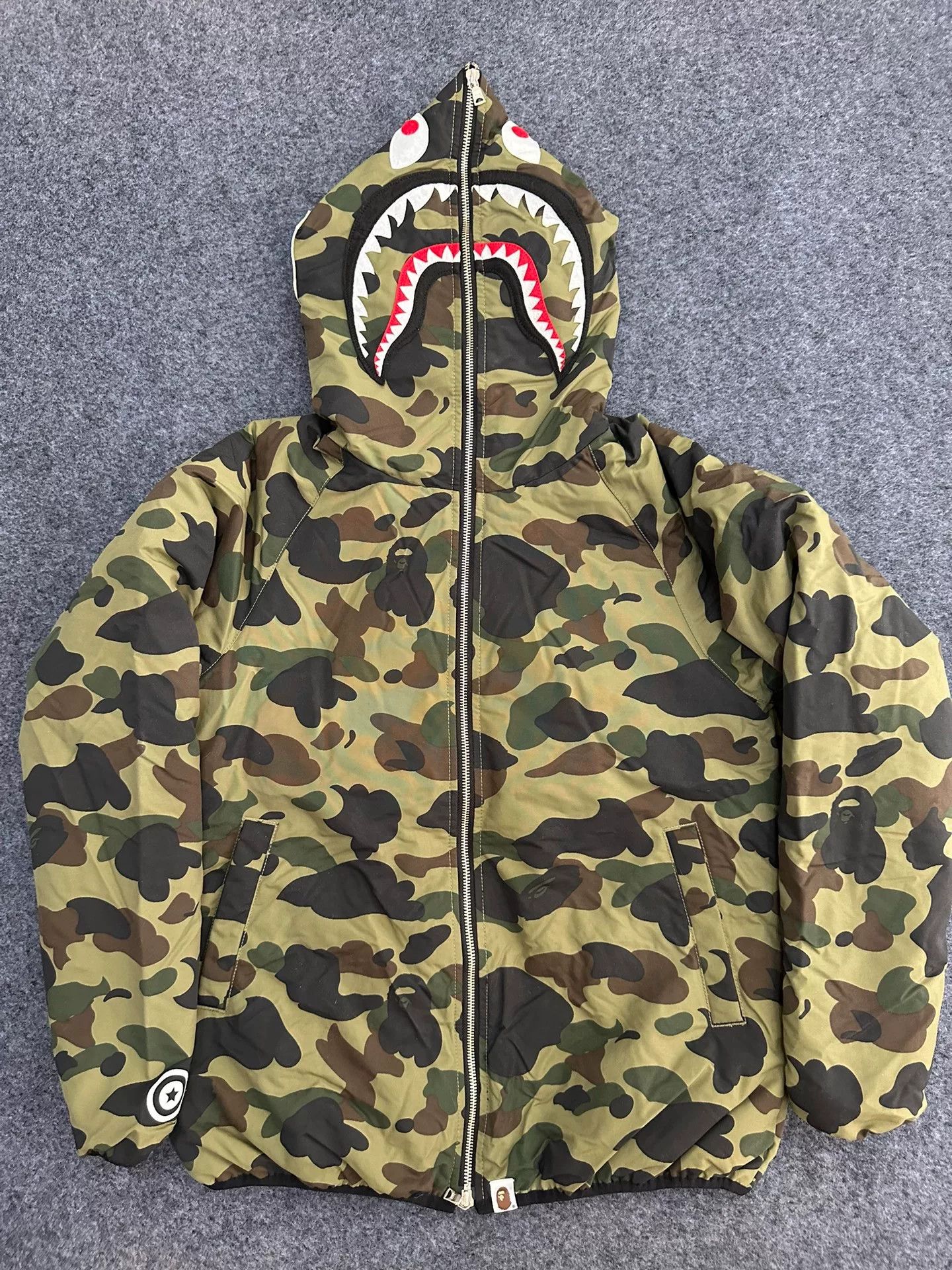 Bape A Bathing Ape Shark Camo Down Jacket Size M Size US M / EU 48-50 / 2 - 2 Thumbnail