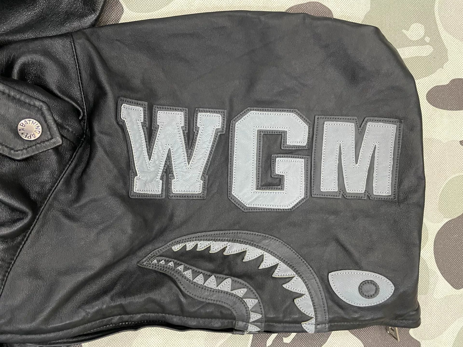 Bape A Bathing Ape Shark Leather Jacket Size M Size US M / EU 48-50 / 2 - 6 Thumbnail