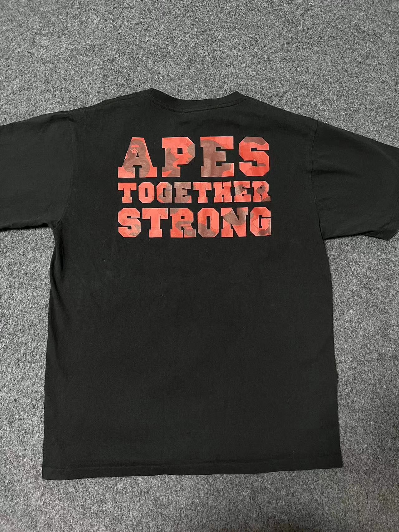 Bape A Bathing Ape Apes Together Strong T-Shirt L Size US L / EU 52-54 / 3 - 3 Thumbnail