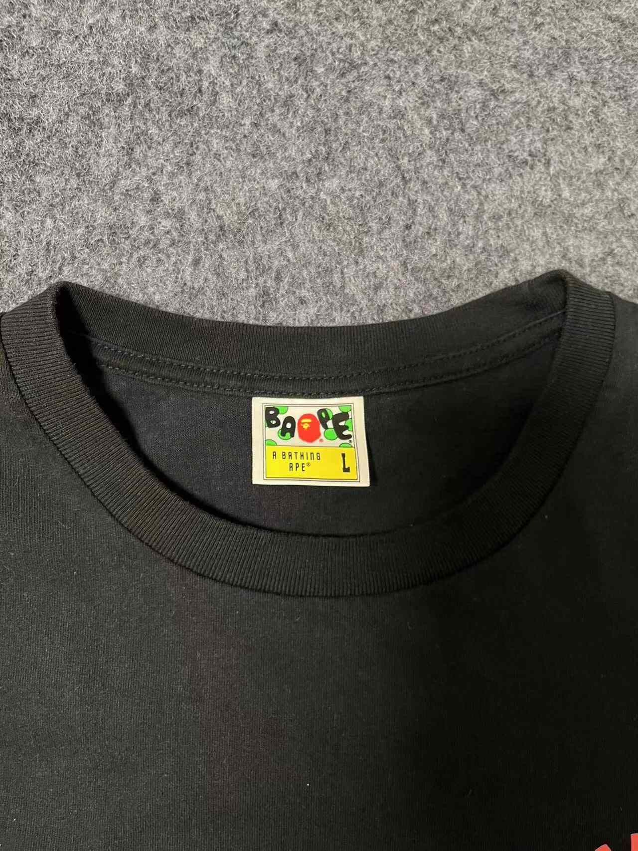 Bape A Bathing Ape Apes Together Strong T-Shirt L Size US L / EU 52-54 / 3 - 4 Thumbnail