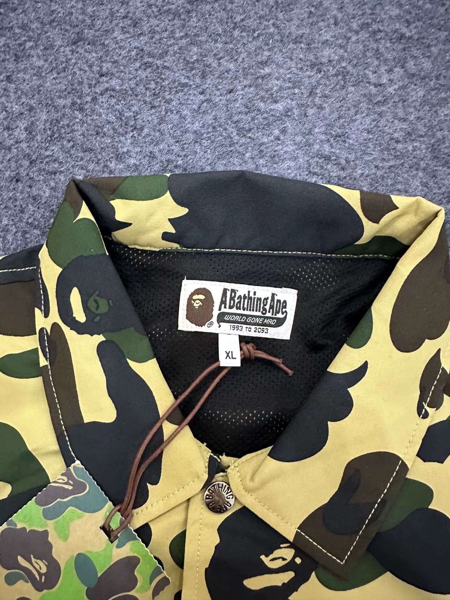 Bape BAPE Camo Logo Coach Jacket XL Size US XL / EU 56 / 4 - 4 Thumbnail