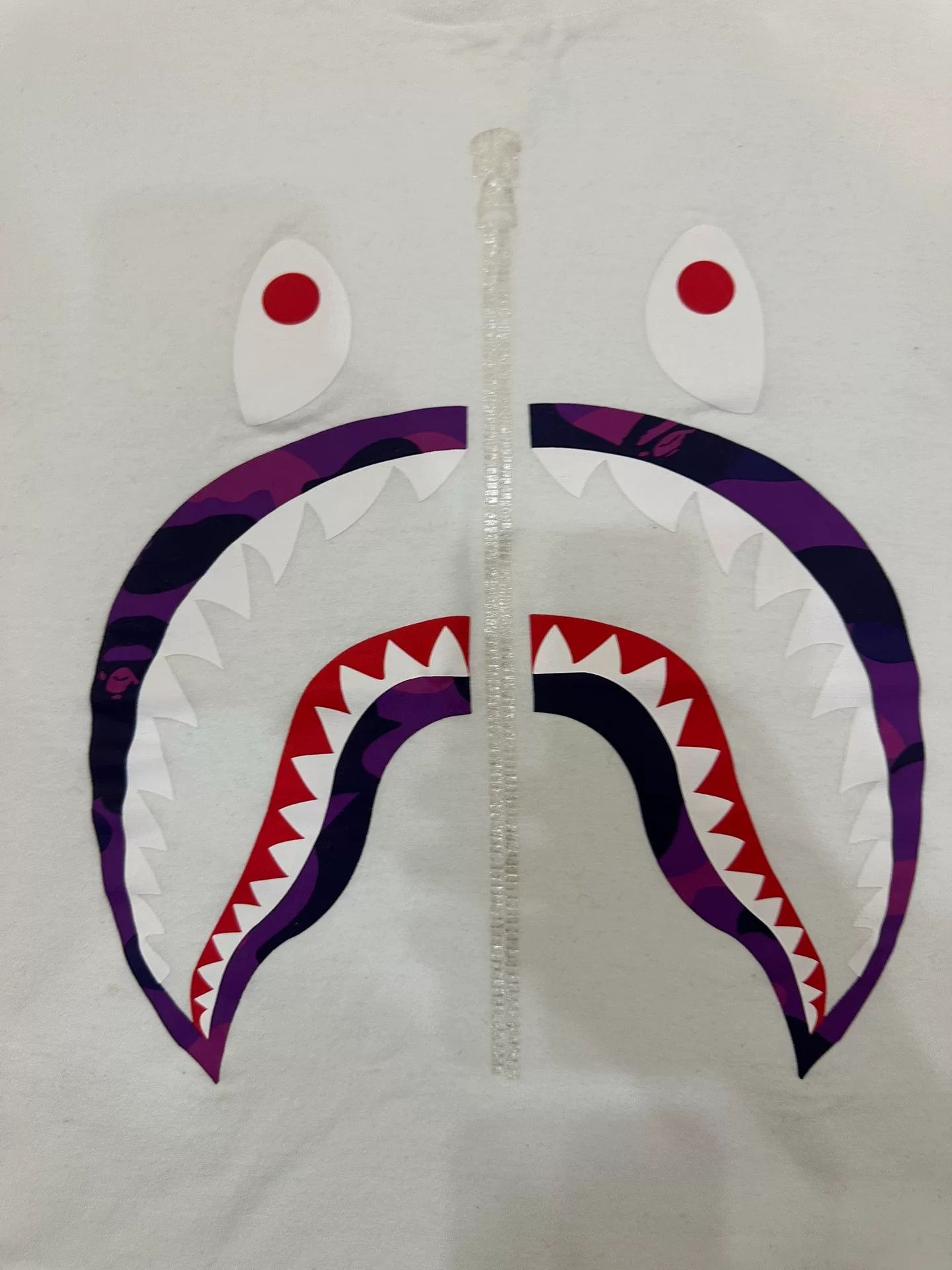 Bape A Bathing Ape Shark Graphic T-Shirt Size L Size US L / EU 52-54 / 3 - 3 Thumbnail