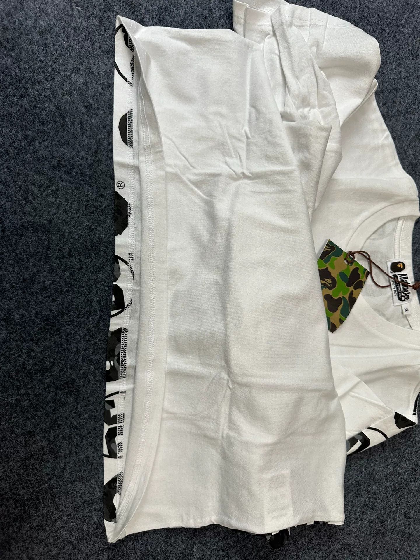 Bape A Bathing Ape x DC Logo T-Shirt Size XL Size US XL / EU 56 / 4 - 6 Thumbnail
