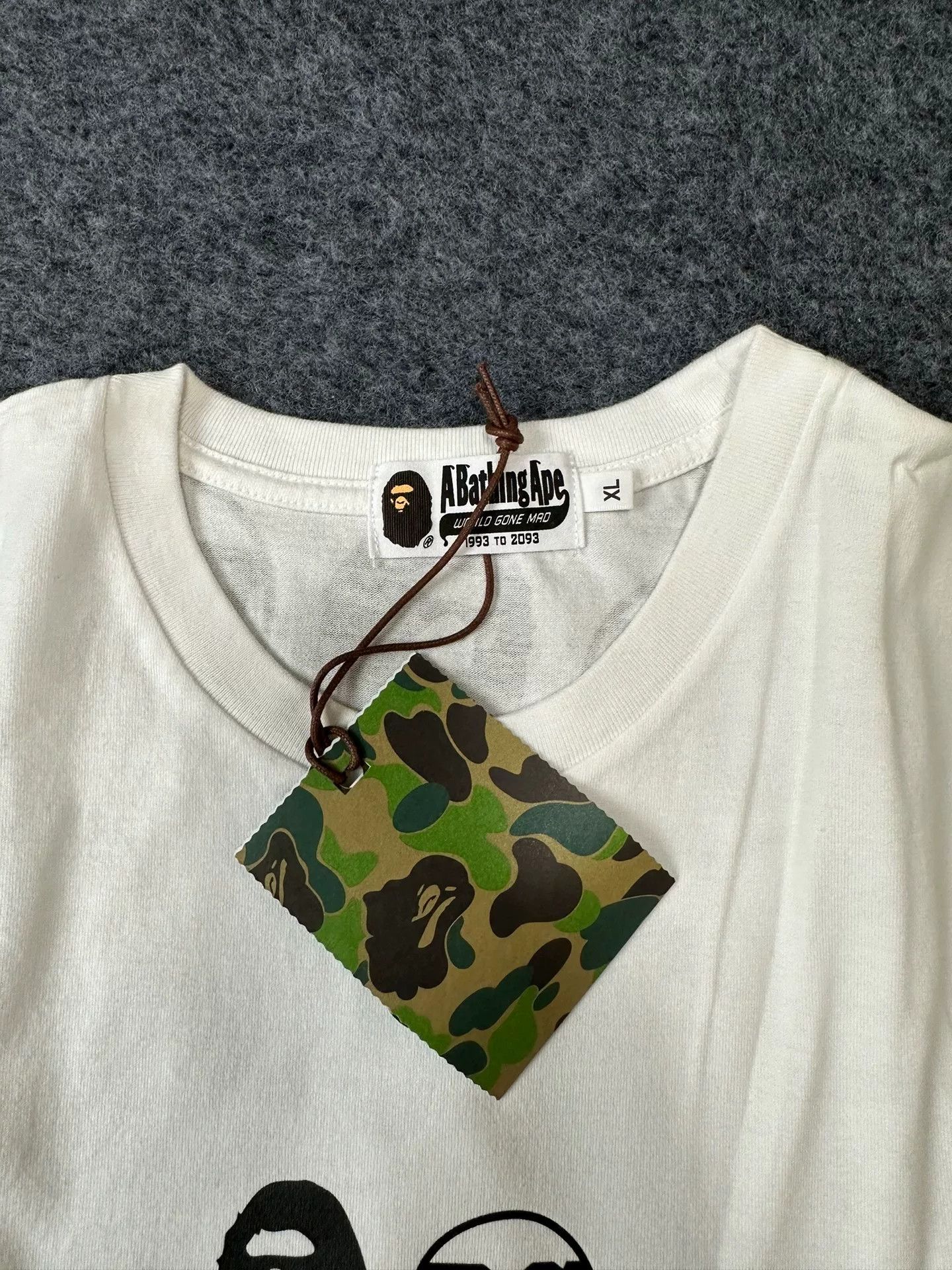 Bape A Bathing Ape x DC Logo T-Shirt Size XL Size US XL / EU 56 / 4 - 4 Thumbnail