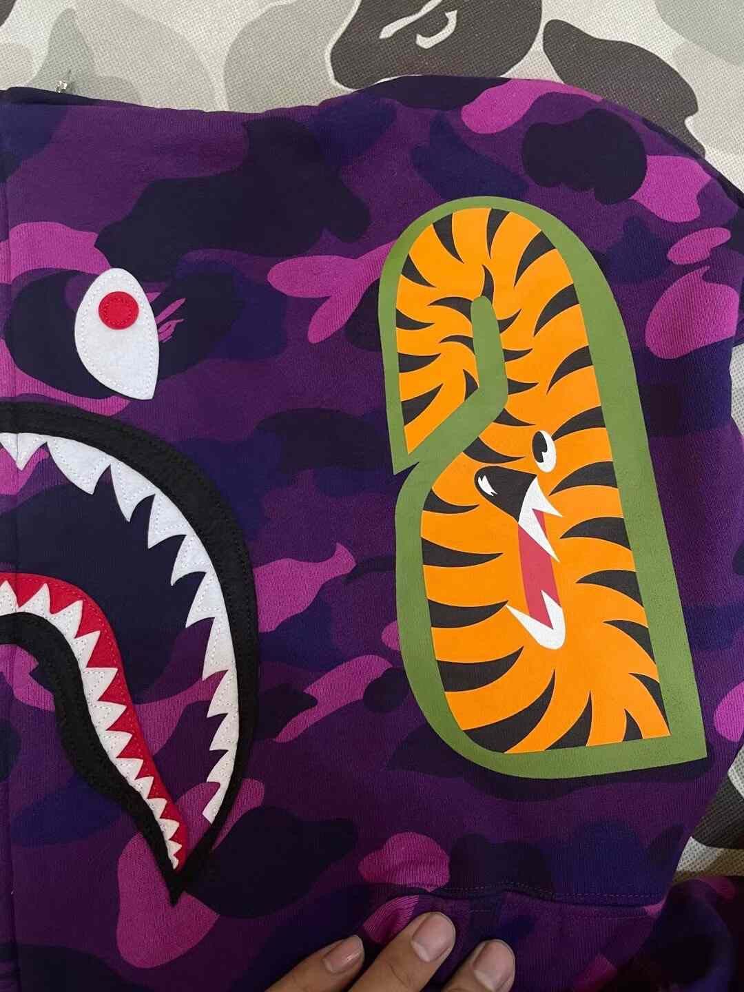 Bape A Bathing Ape Split Camo Shark Hoodie Size XL Size US XL / EU 56 / 4 - 4 Thumbnail