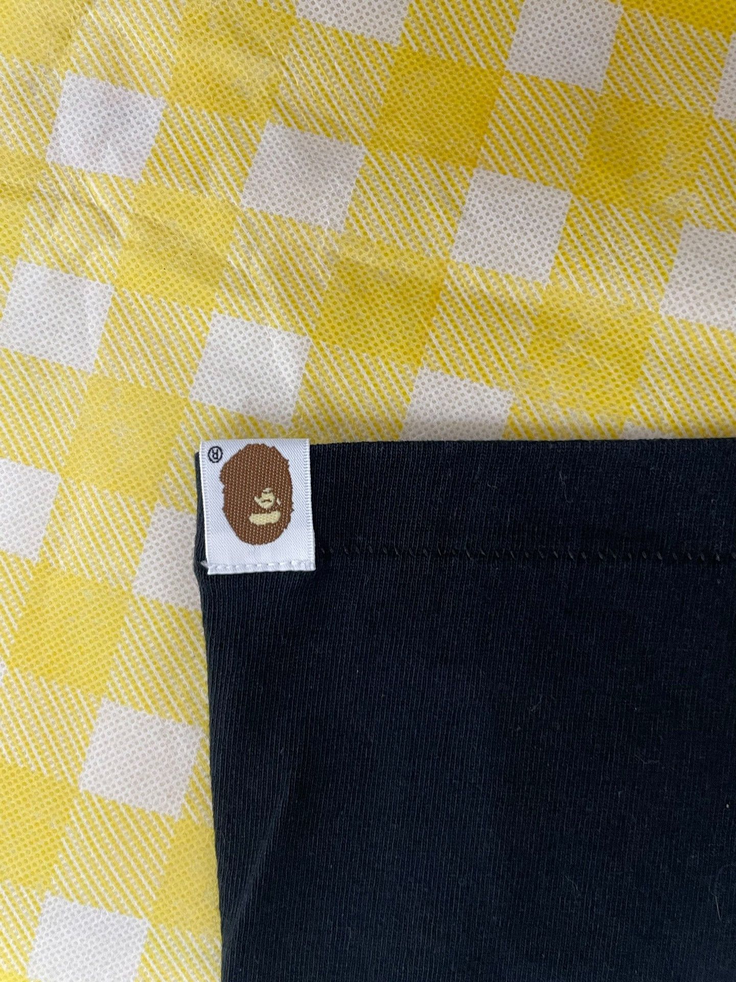 Bape A Bathing Ape Shark T-Shirt Size M Size US M / EU 48-50 / 2 - 8 Thumbnail