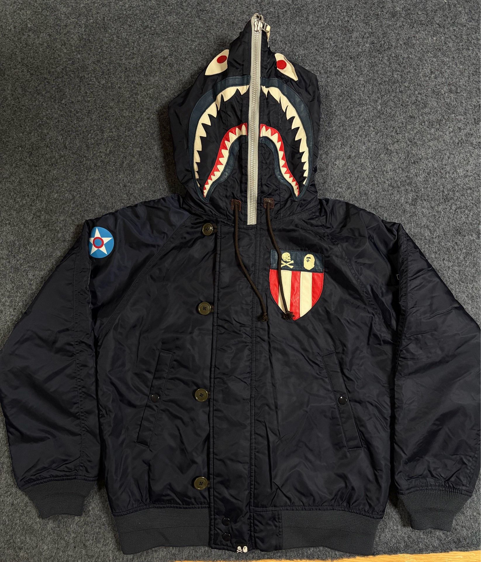 Bape × Neighborhood BAPE x Neighborhood Shark Bomber Jacket Size L Size US L / EU 52-54 / 3 - 2 Thumbnail