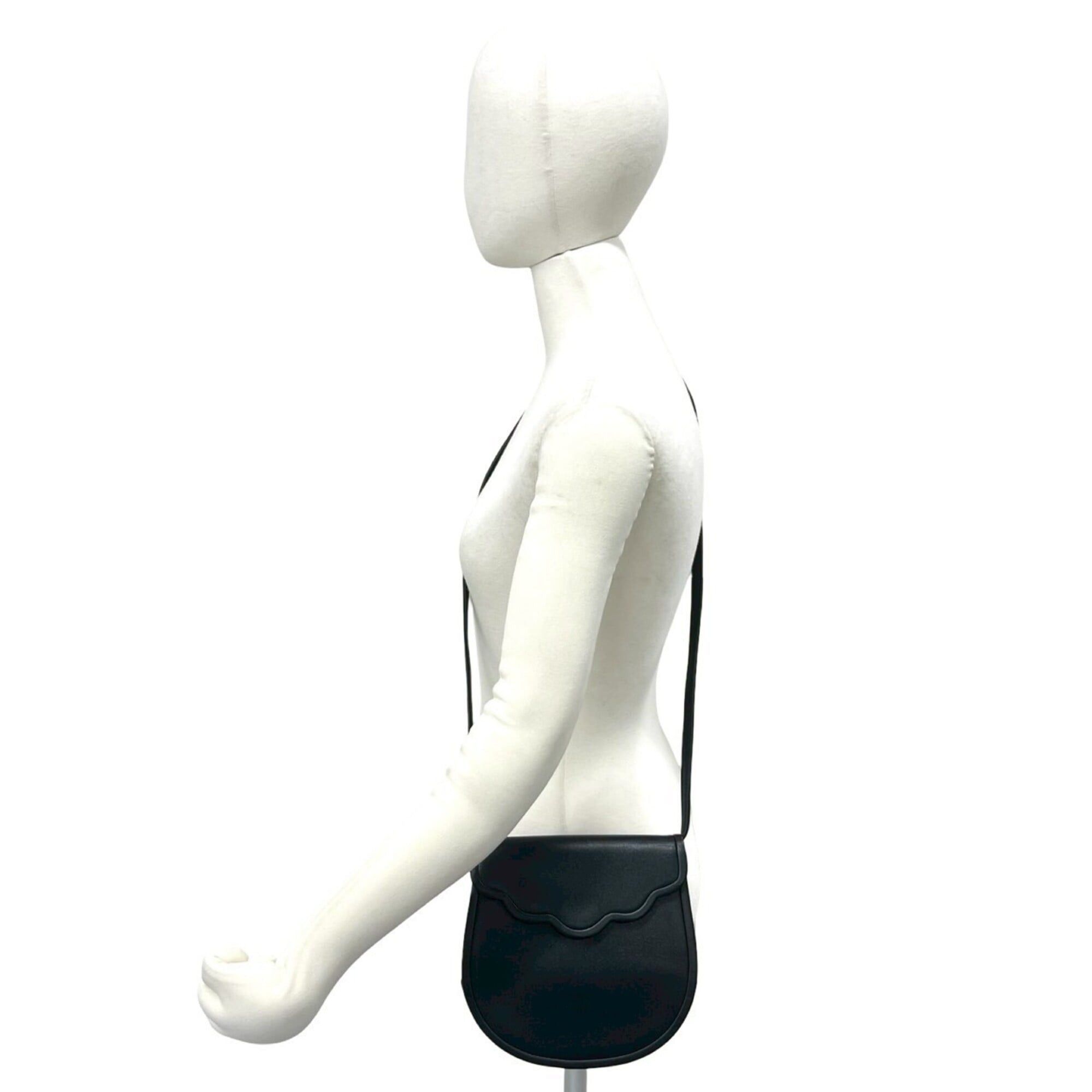 Yves Saint Laurent YVES SAINT LAURENT Vintage Scalloped Leather Mini Shoulder Bag/Pouch, Black, 89009 Size ONE SIZE - 2 Thumbnail