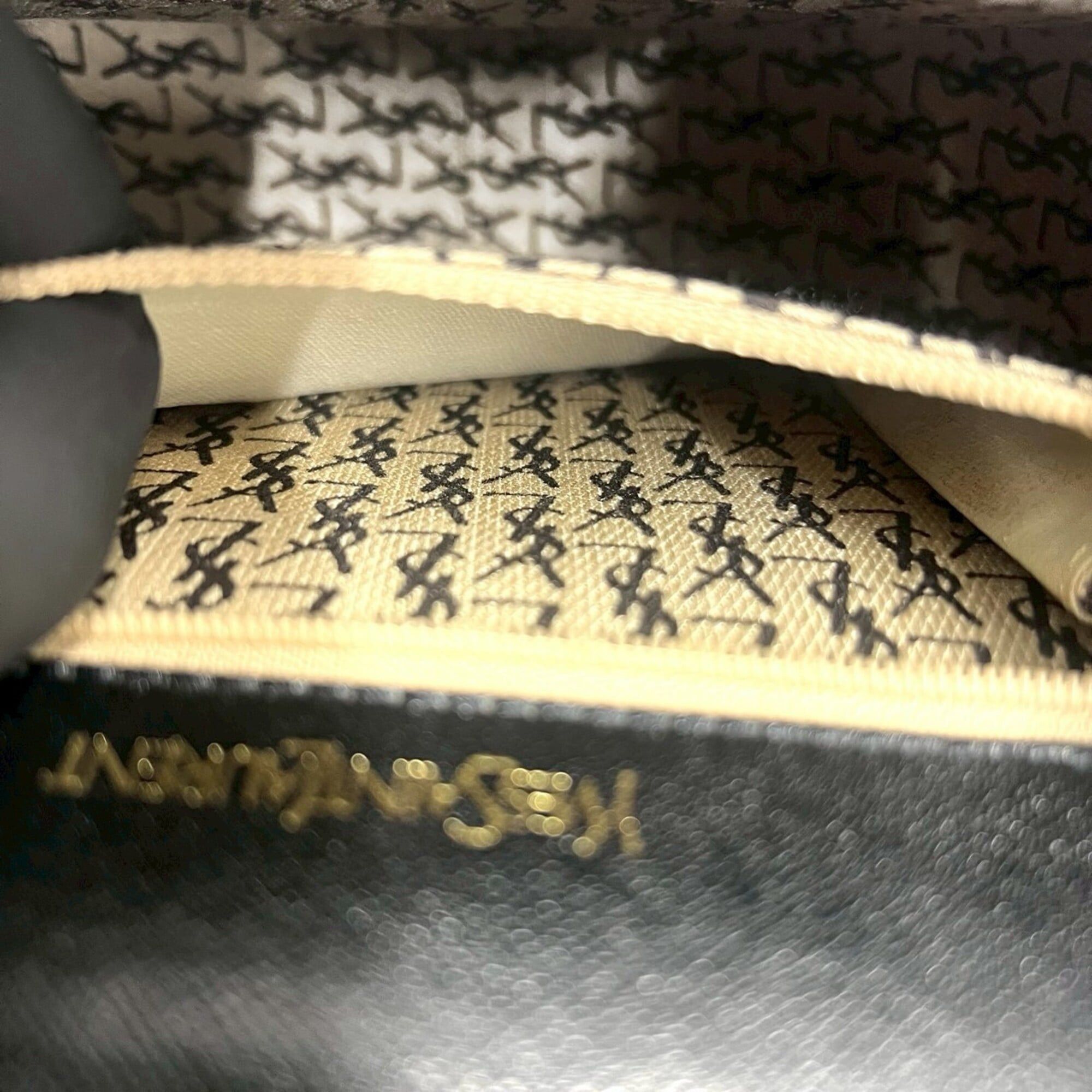 Yves Saint Laurent YVES SAINT LAURENT Vintage Scalloped Leather Mini Shoulder Bag/Pouch, Black, 89009 Size ONE SIZE - 10 Thumbnail
