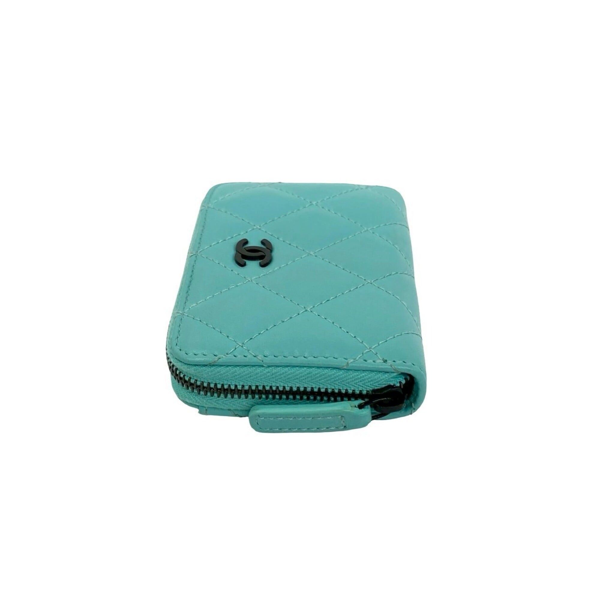 Chanel CHANEL Matelassé Coco Mark Lambskin Leather Round Zip Wallet/Coin Case Light Green 19208 Size ONE SIZE - 4 Thumbnail