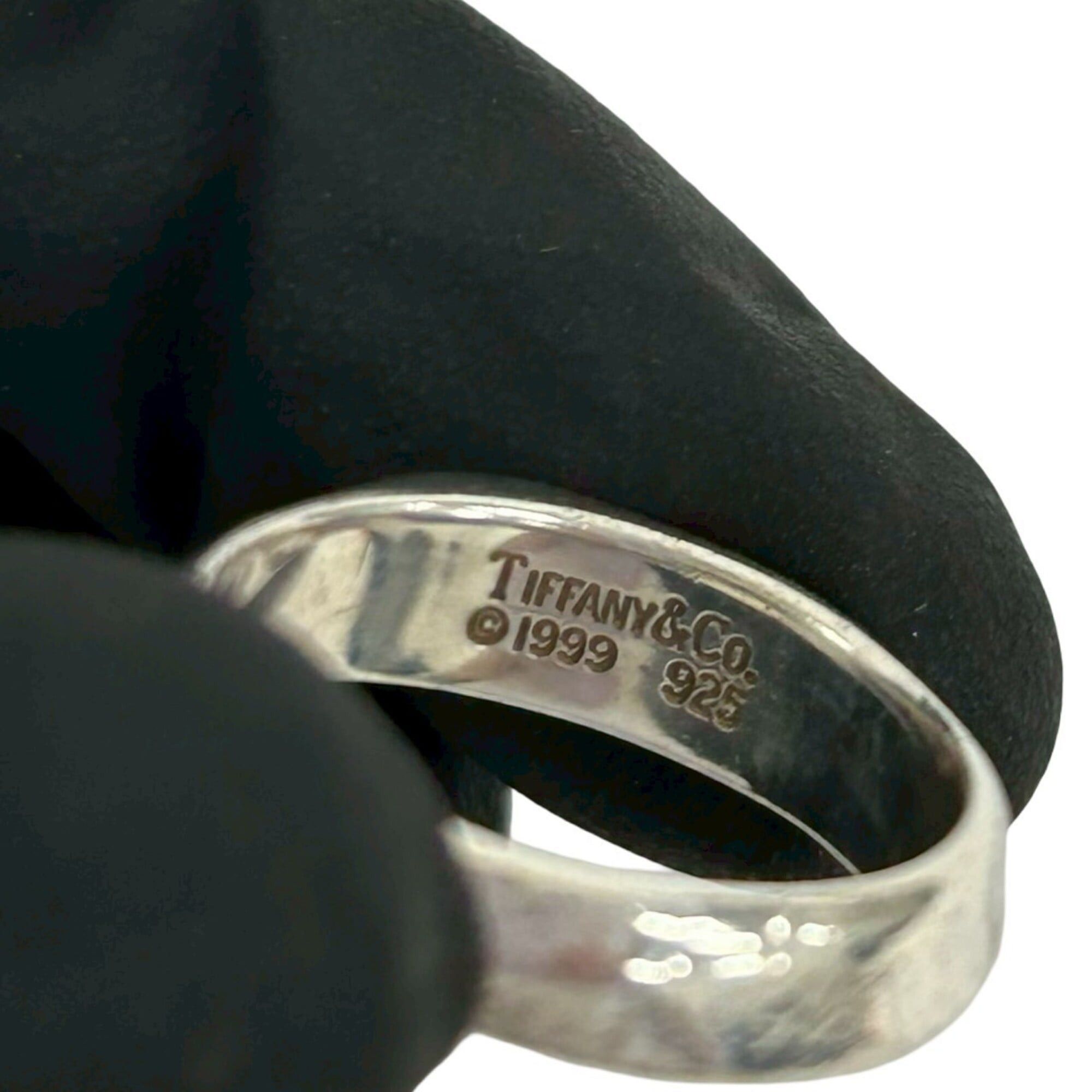 Tiffany & Co. TIFFANY&Co. Tiffany Knife Edge Ring, 925 Sterling Silver, Men's and Women's Item No. 60002 Size ONE SIZE - 3 Thumbnail