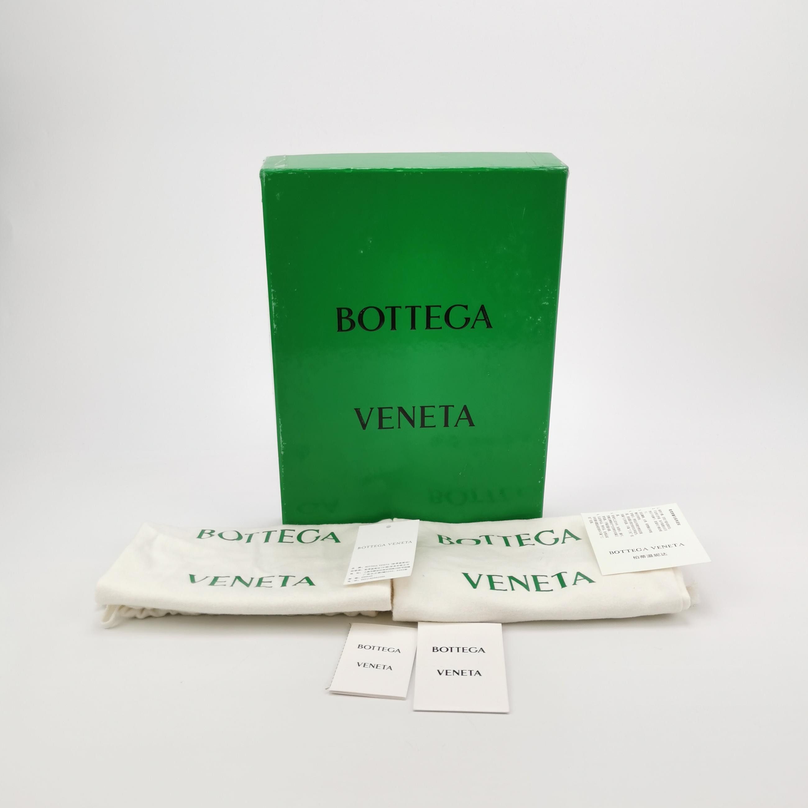 Bottega Veneta Bottega Veneta Women 7 Lowtop Sneakers Size US 7 / IT 37 - 6 Thumbnail