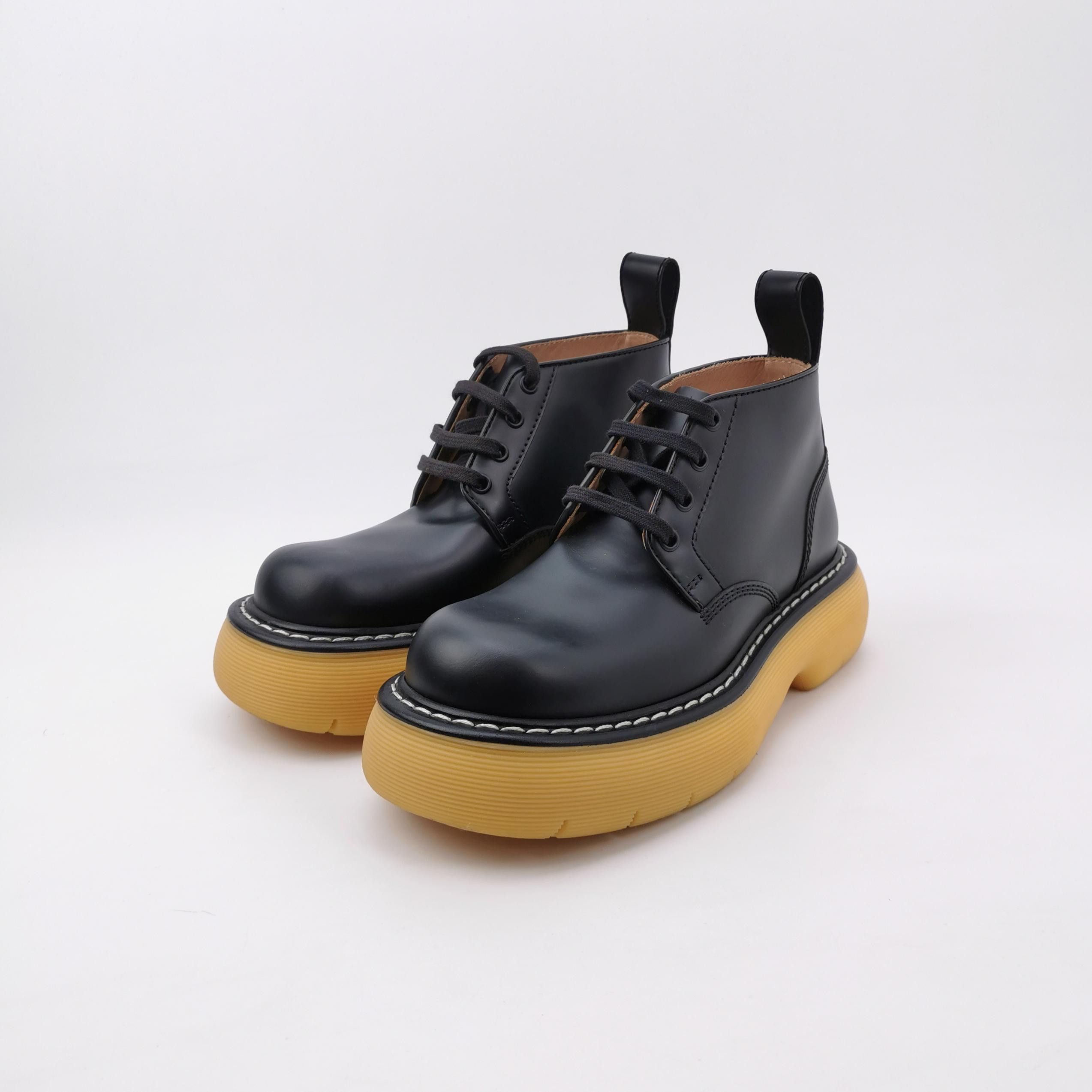 Bottega Veneta Bottega Veneta Women 7 Lowtop Sneakers Size US 7 / IT 37 - 2 Thumbnail
