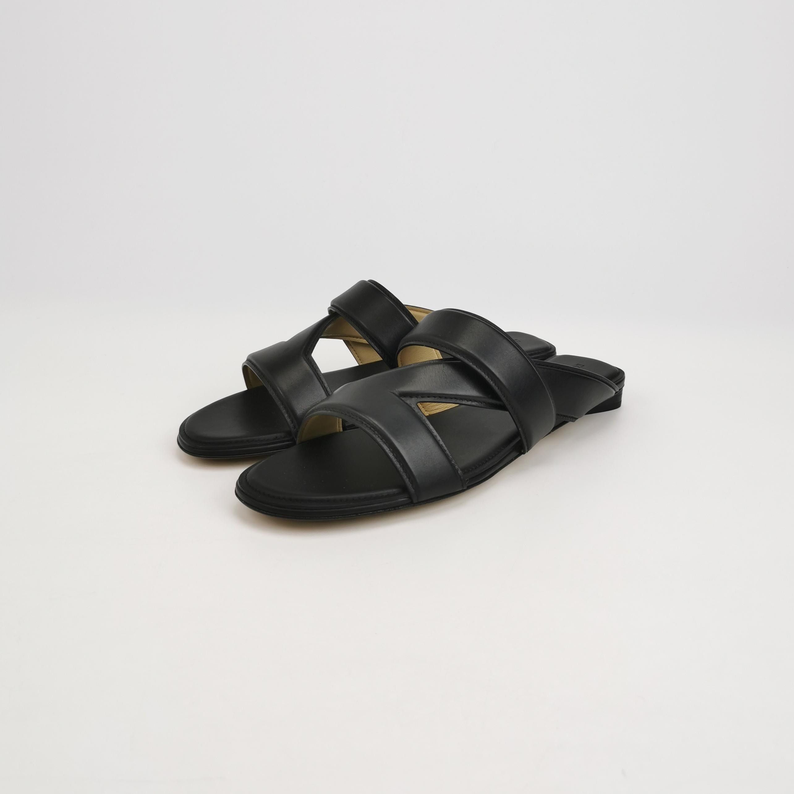 Bottega Veneta Bottega Veneta Women 8 Sandals Size US 8 / IT 38 - 2 Thumbnail