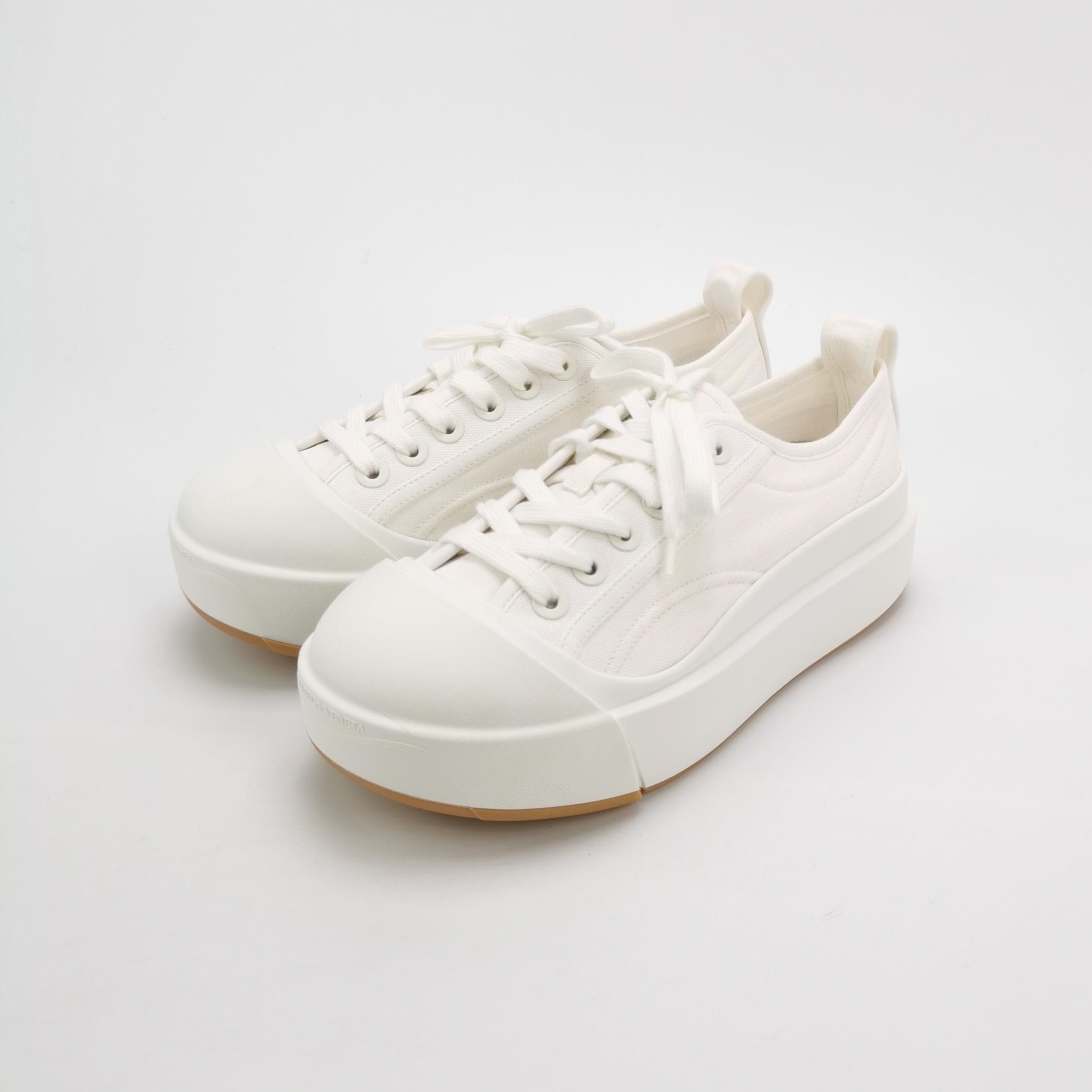 Bottega Veneta Bottega Veneta Women 8 Lowtop Sneakers Size US 8 / IT 38 - 2 Thumbnail