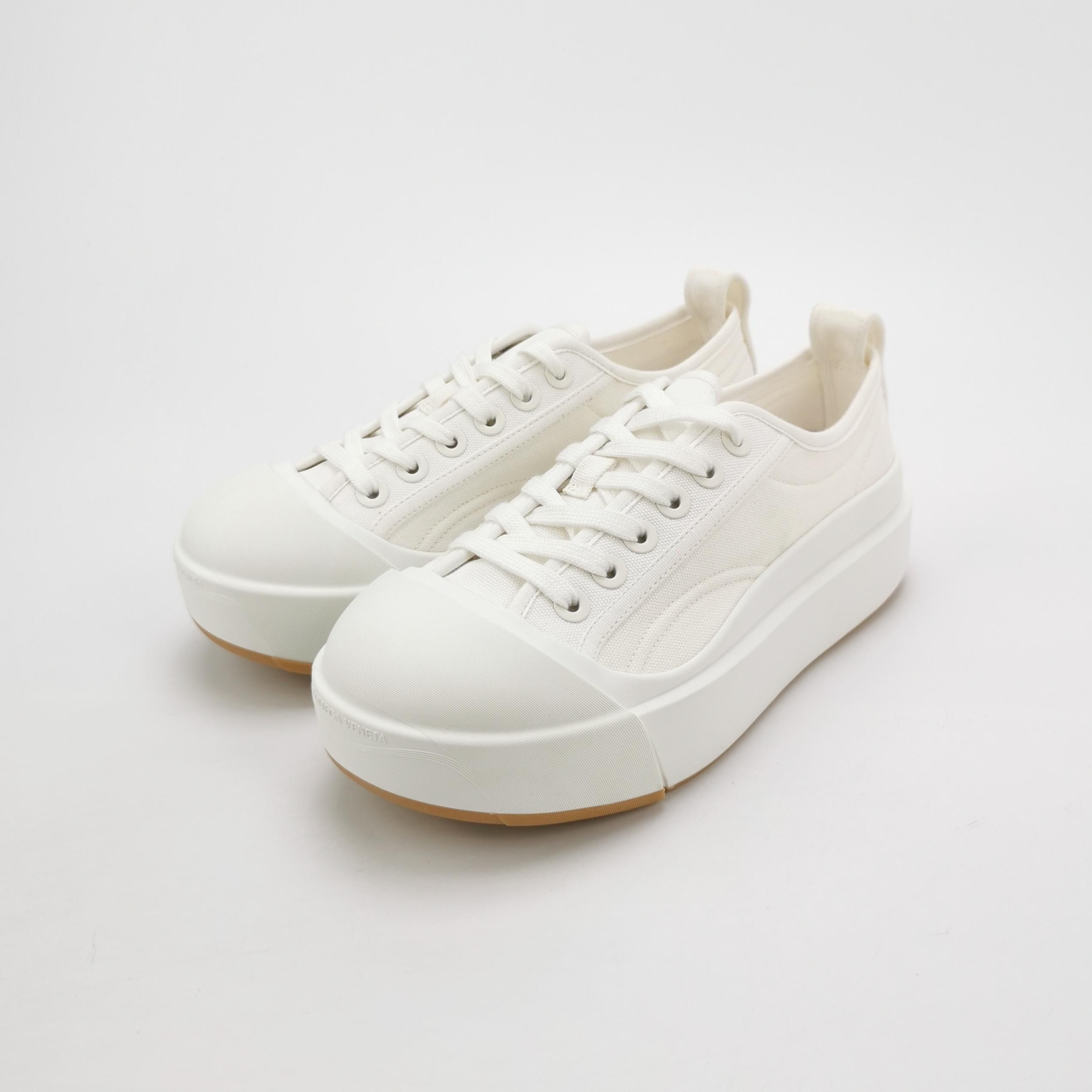 Bottega Veneta Bottega Veneta Women 8 Lowtop Sneakers Size US 8 / IT 38 - 2 Thumbnail