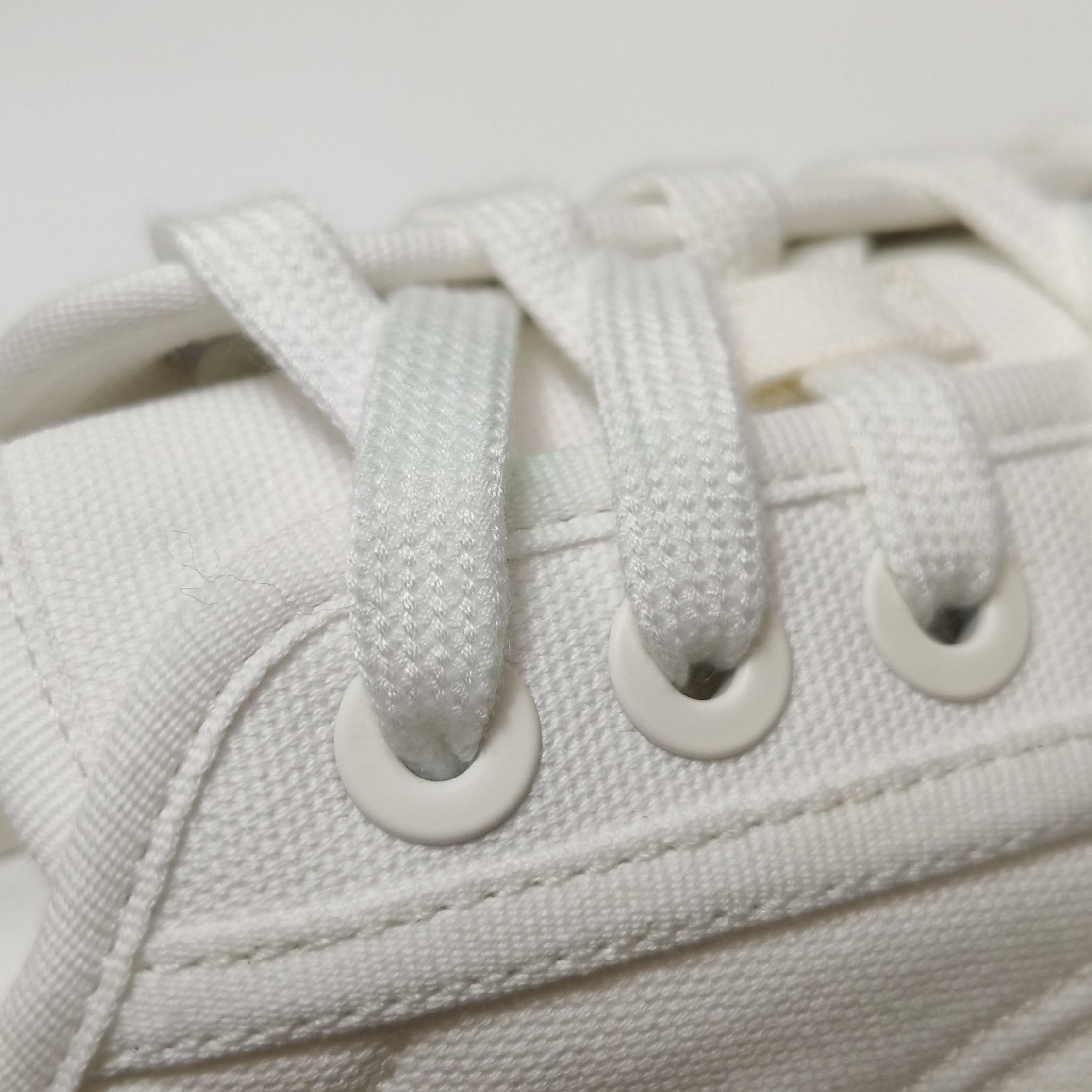 Bottega Veneta Bottega Veneta Women 8 Lowtop Sneakers Size US 8 / IT 38 - 7 Thumbnail