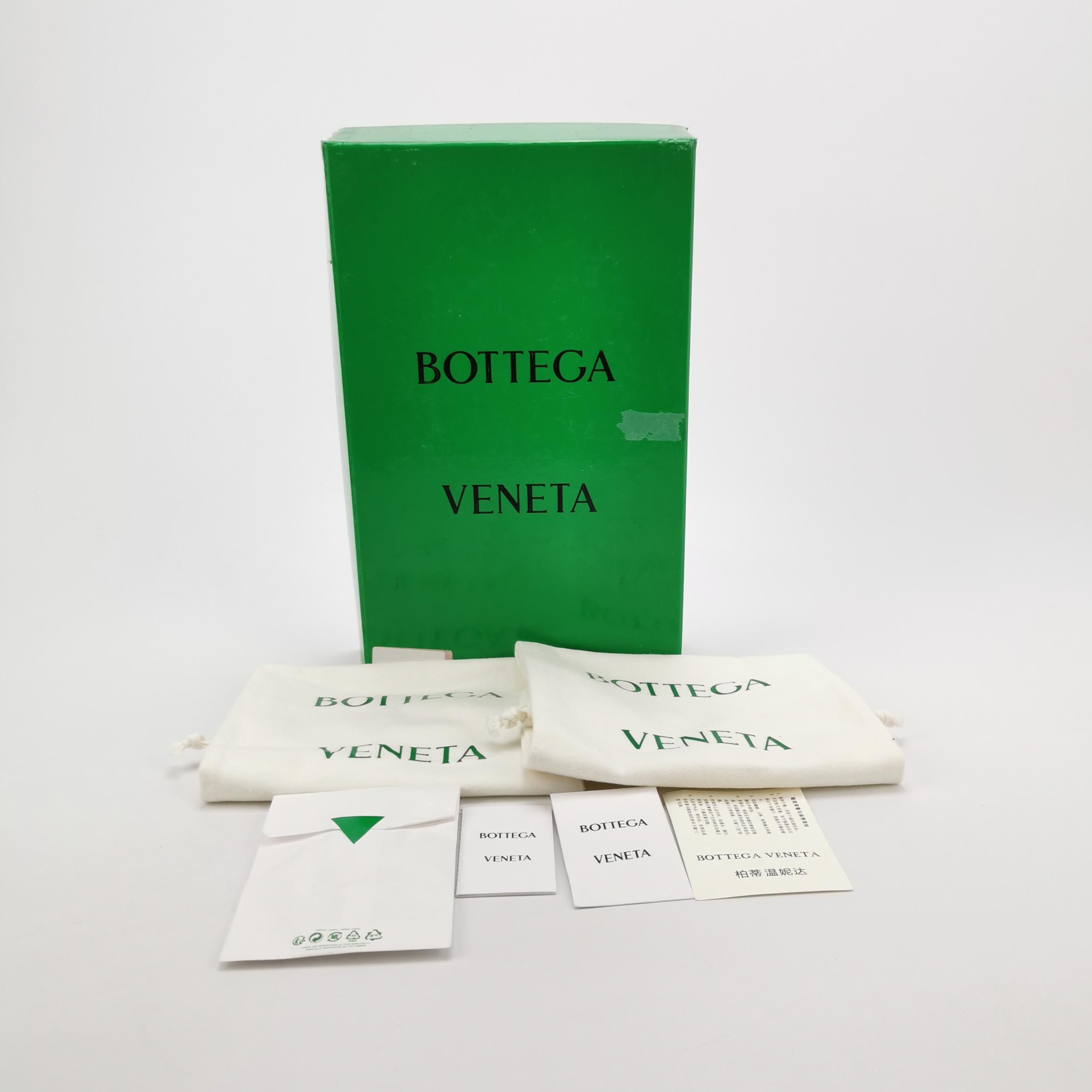 Bottega Veneta Bottega Veneta Women 7 Lowtop Sneakers Size US 7 / IT 37 - 6 Thumbnail